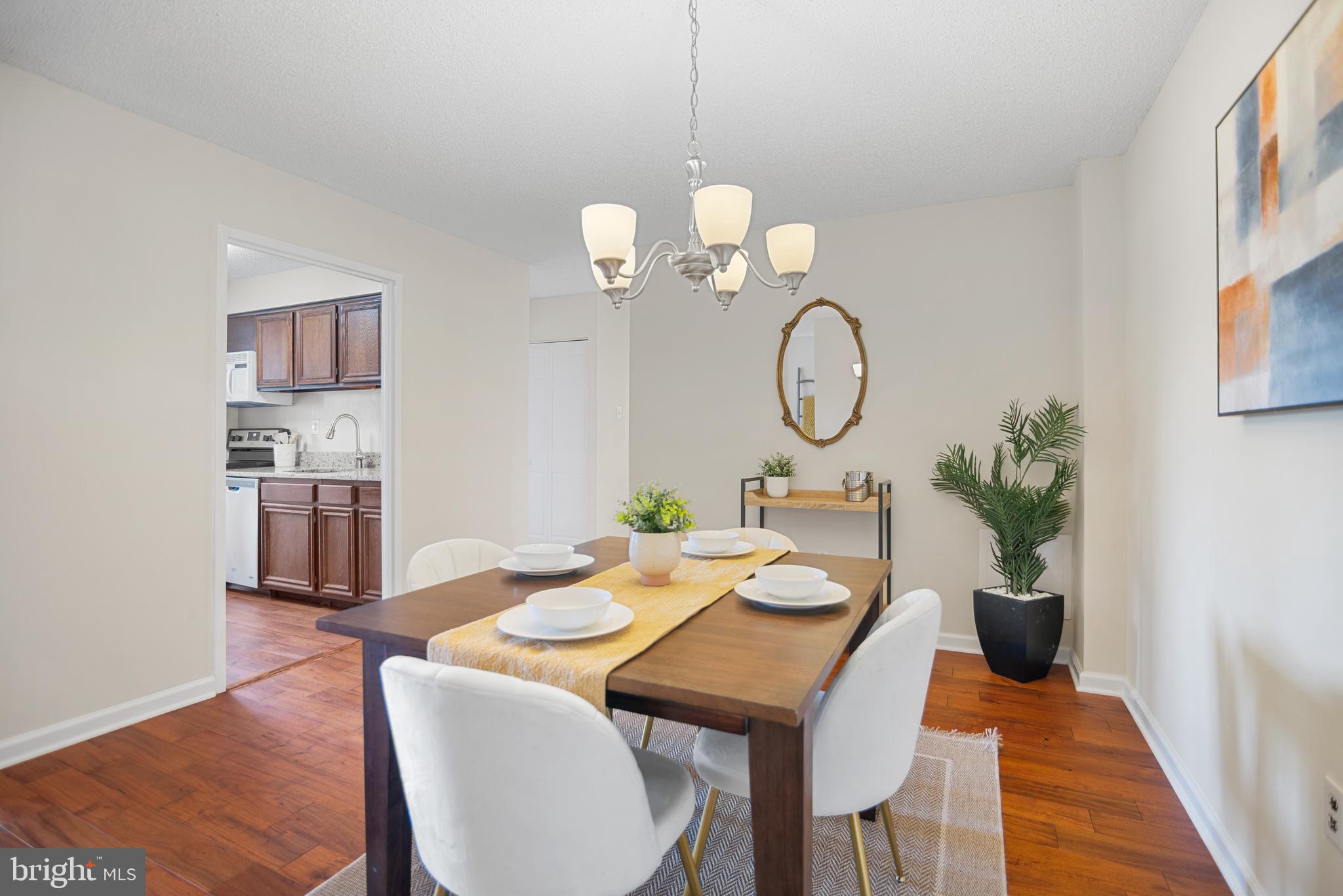 5300 Holmes Run Pkwy #403