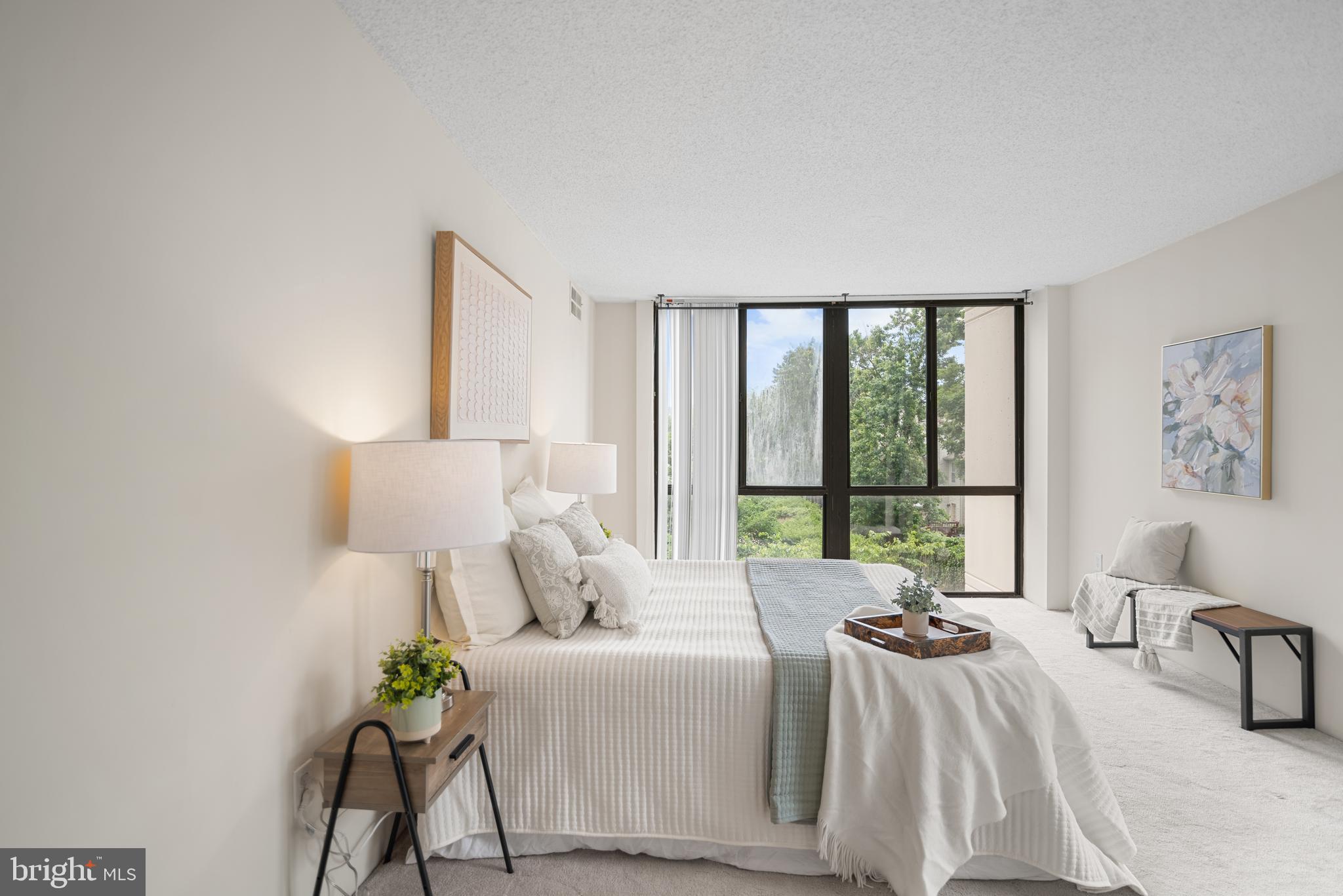 5300 Holmes Run Pkwy #403