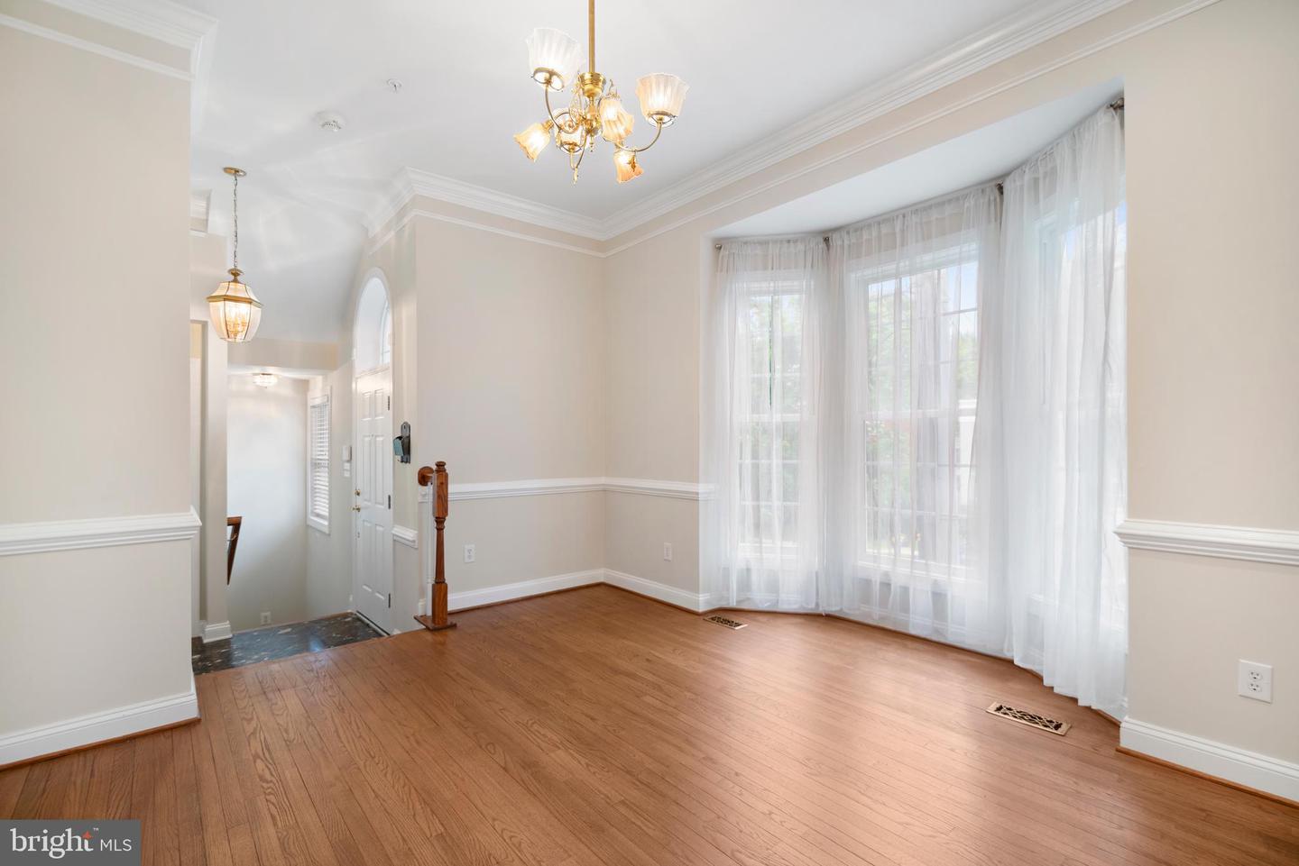 508 S FAYETTE ST S