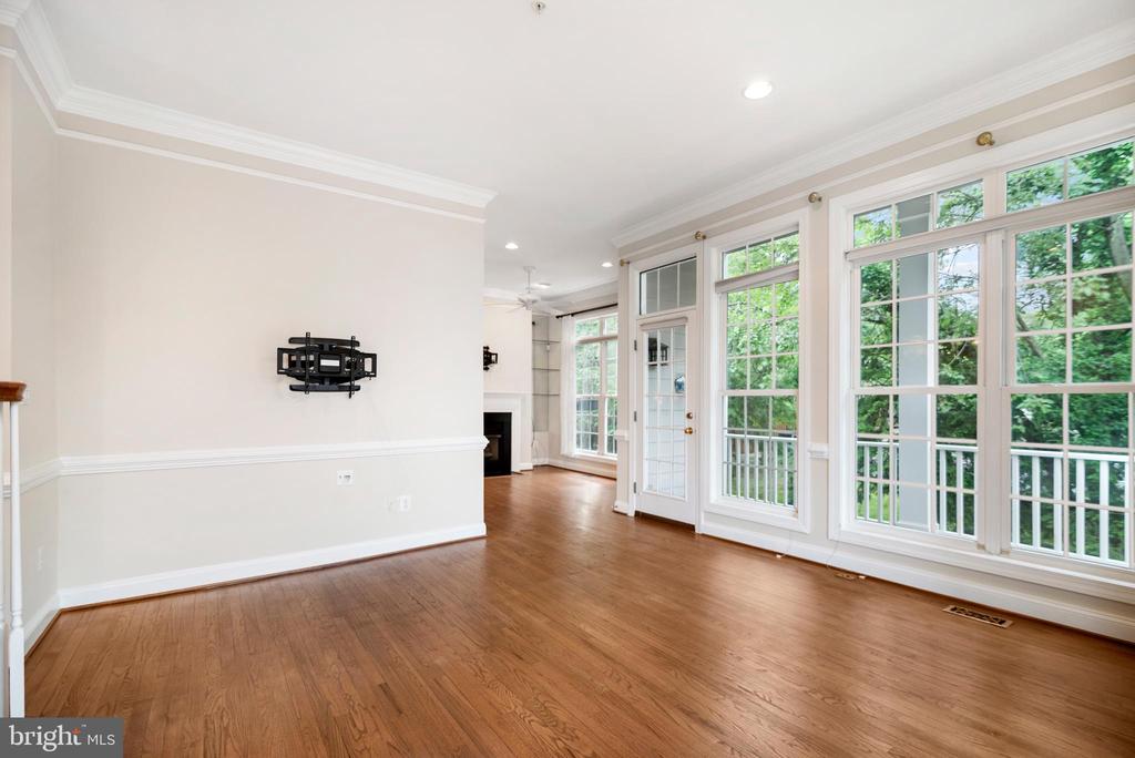 508 S FAYETTE ST S