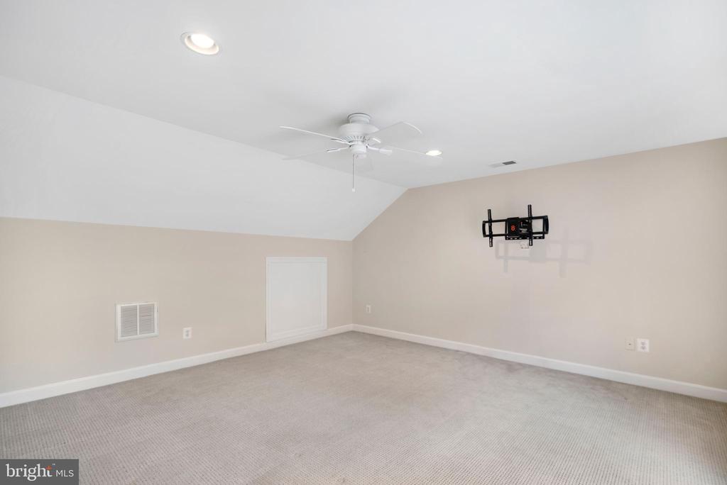 508 S FAYETTE ST S