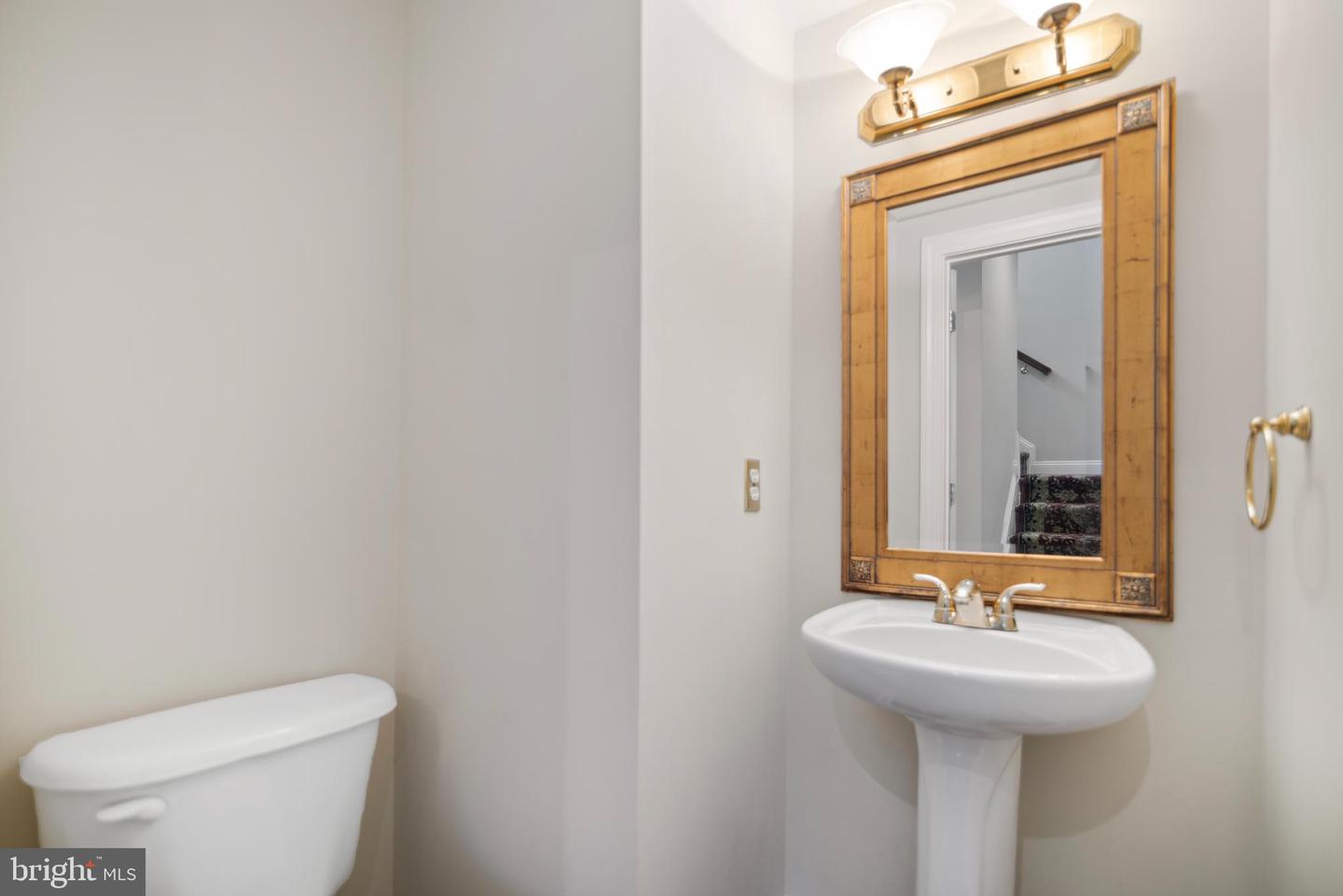 508 S FAYETTE ST S