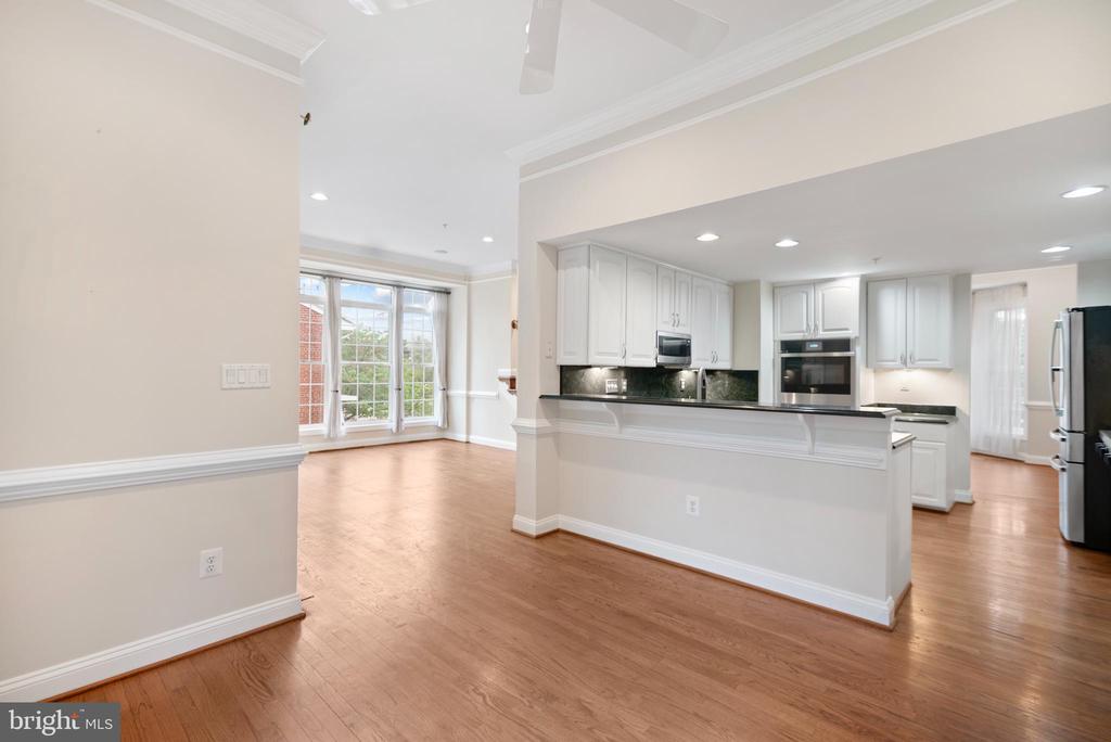 508 S FAYETTE ST S