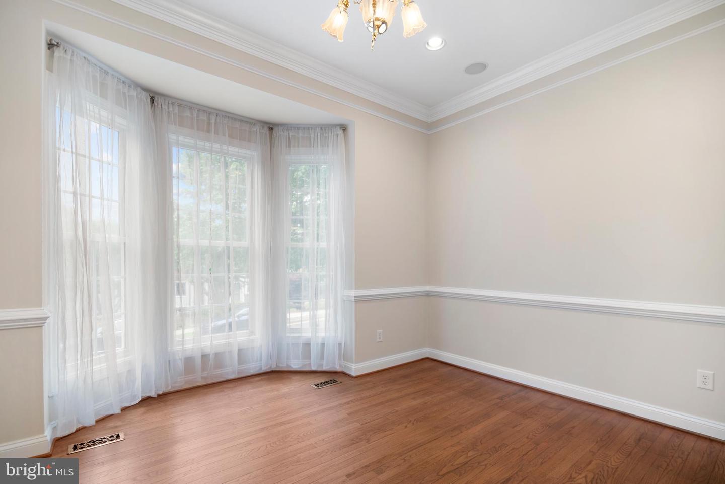 508 S FAYETTE ST S
