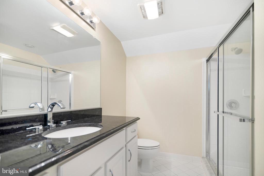 508 S FAYETTE ST S