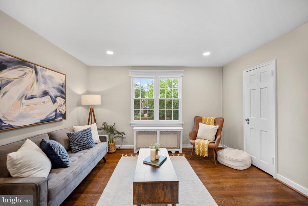 117 E Glebe Rd #C