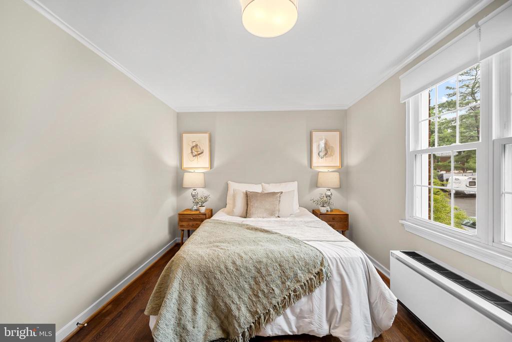 117 E Glebe Rd #C