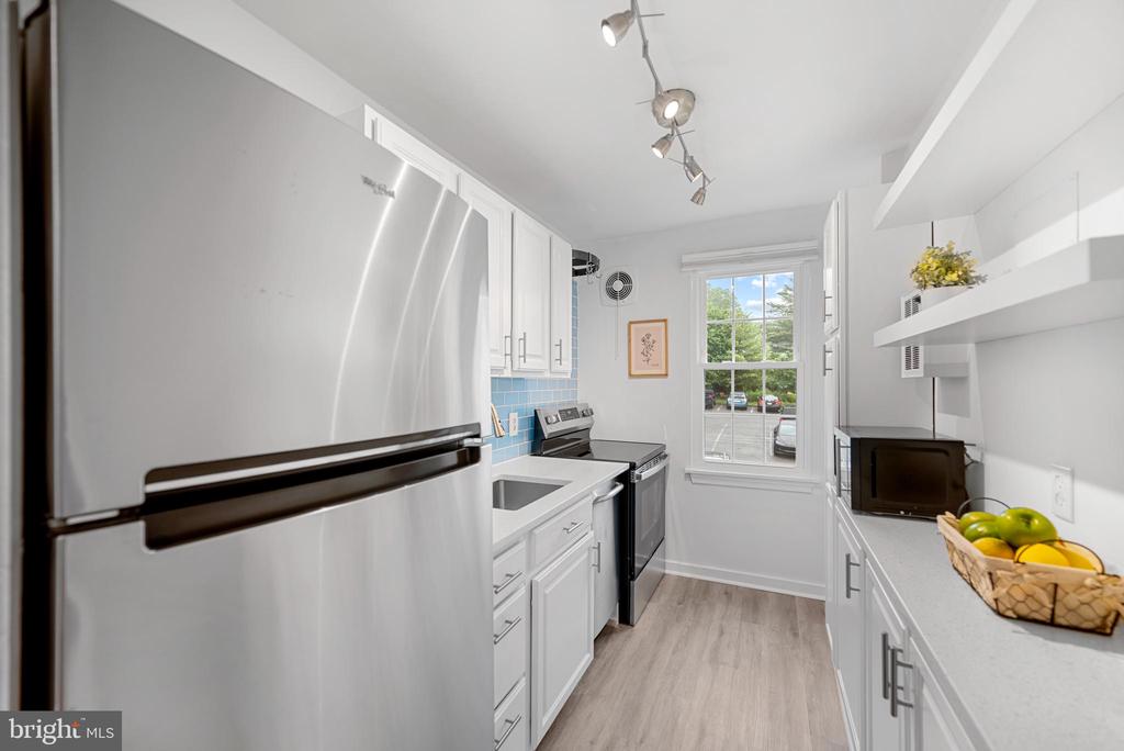 117 E Glebe Rd #C