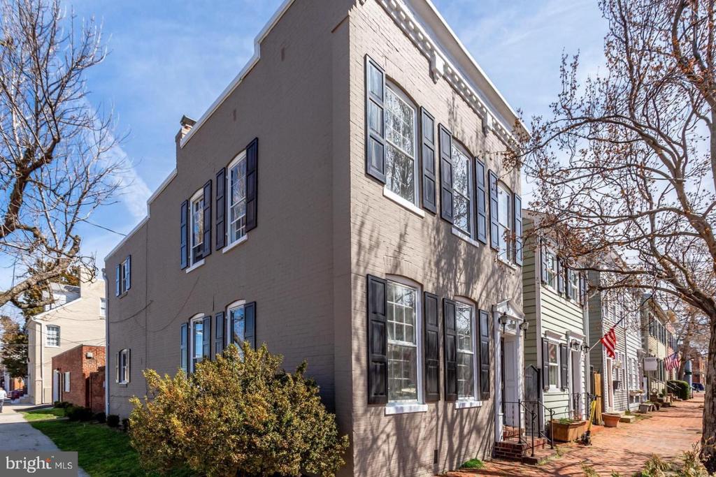 1223 PRINCE ST #2