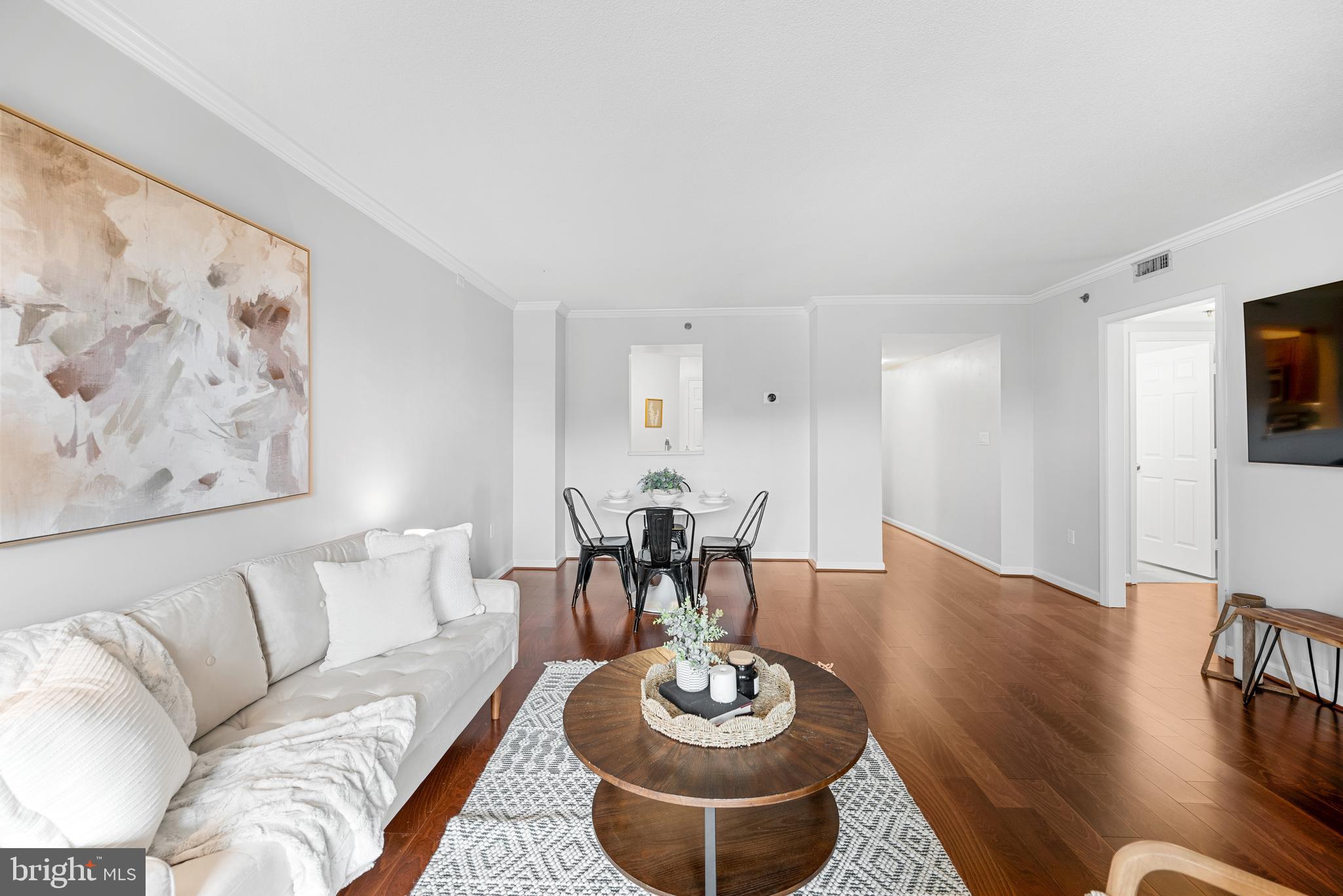 545 E Braddock Rd E #302