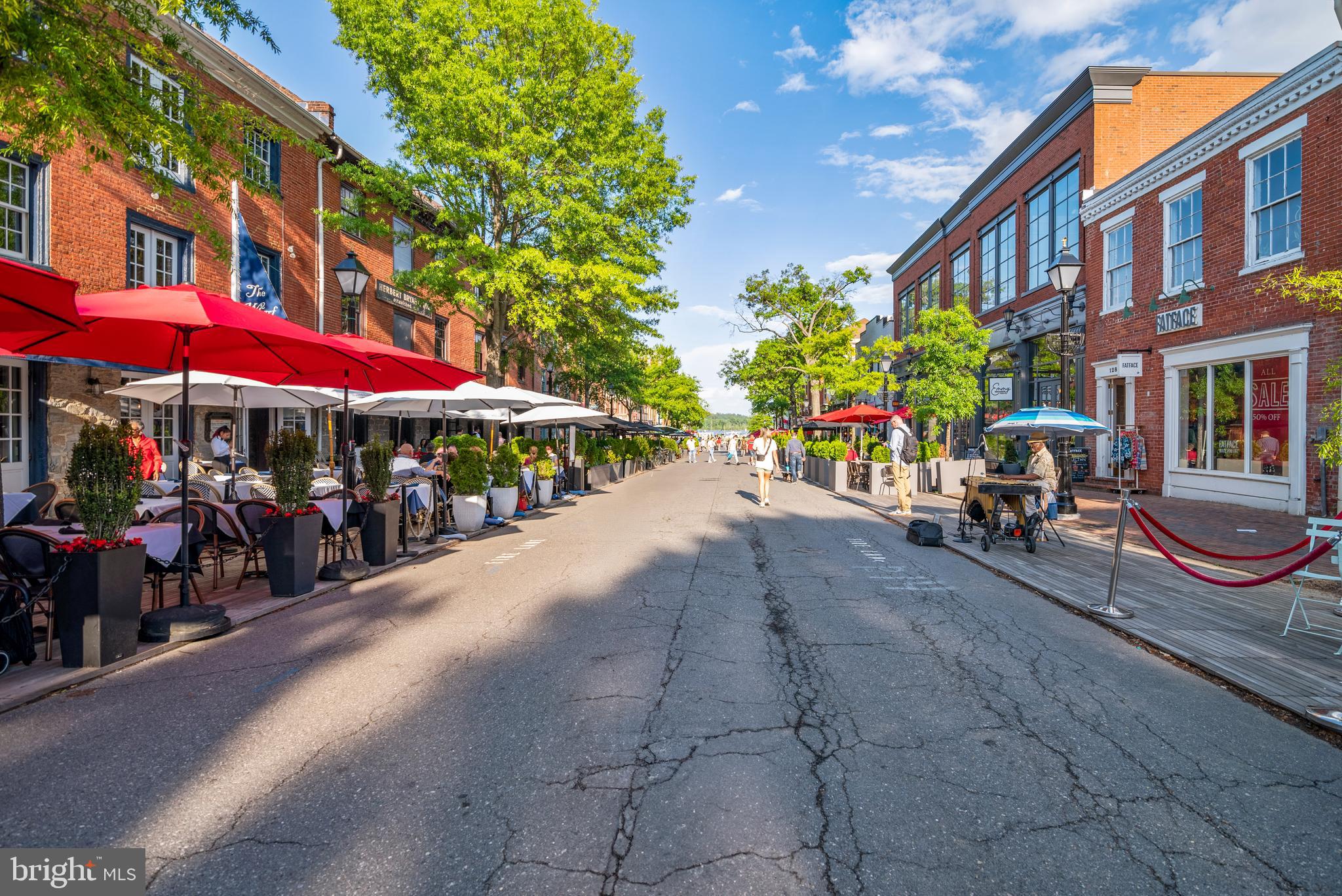 545 E Braddock Rd E #302