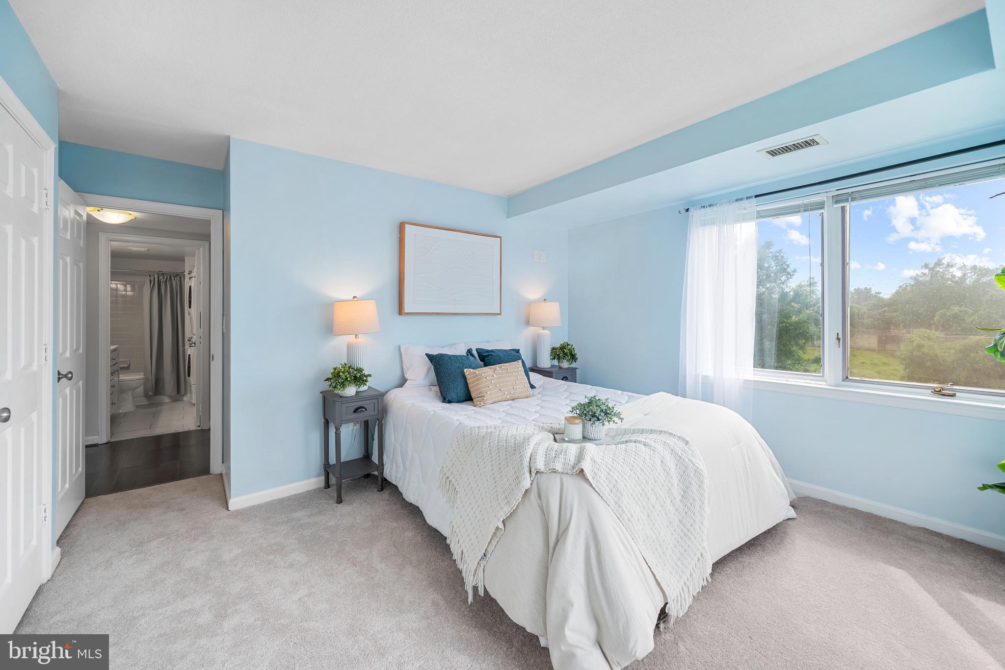 545 E Braddock Rd E #302