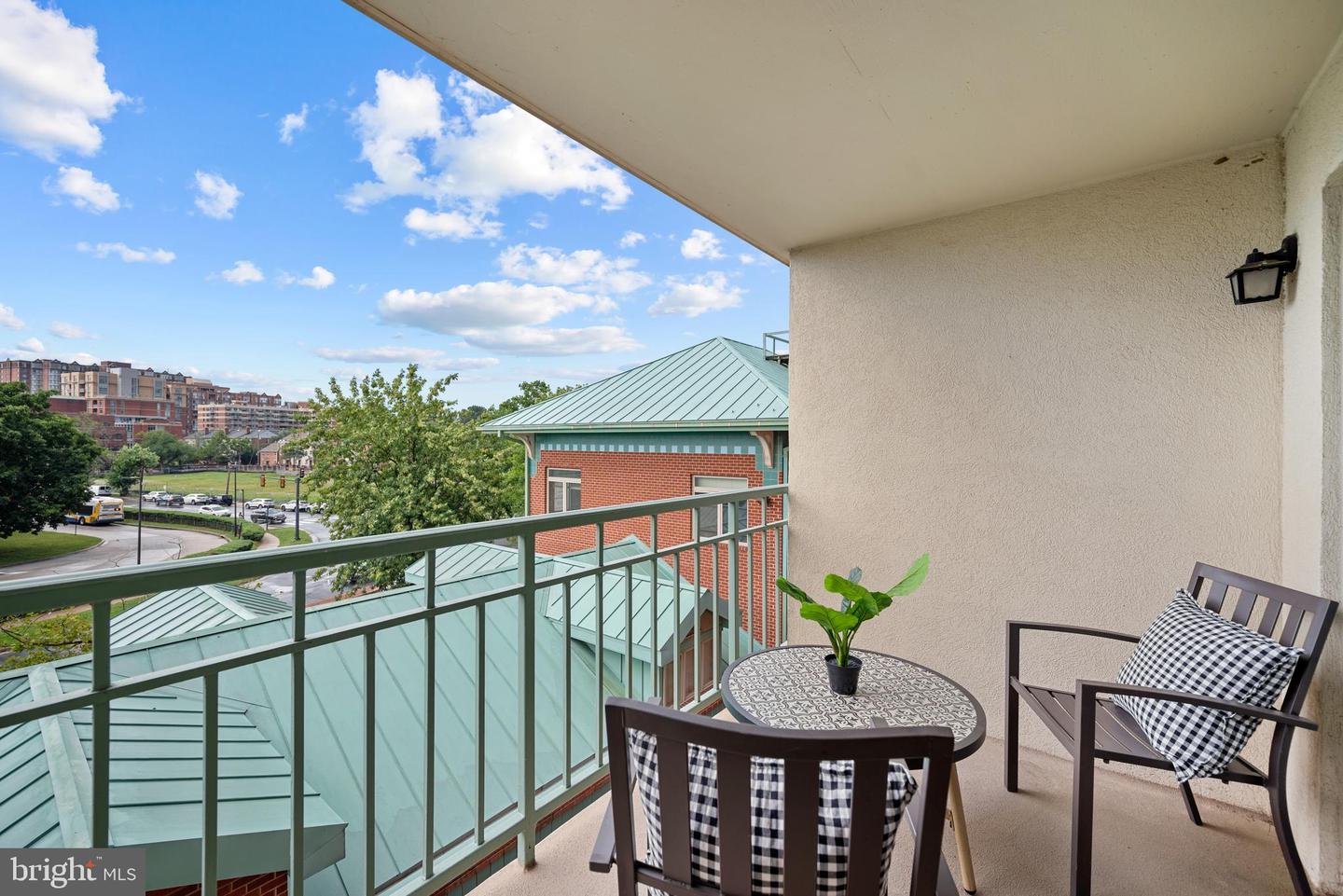 545 E Braddock Rd E #302