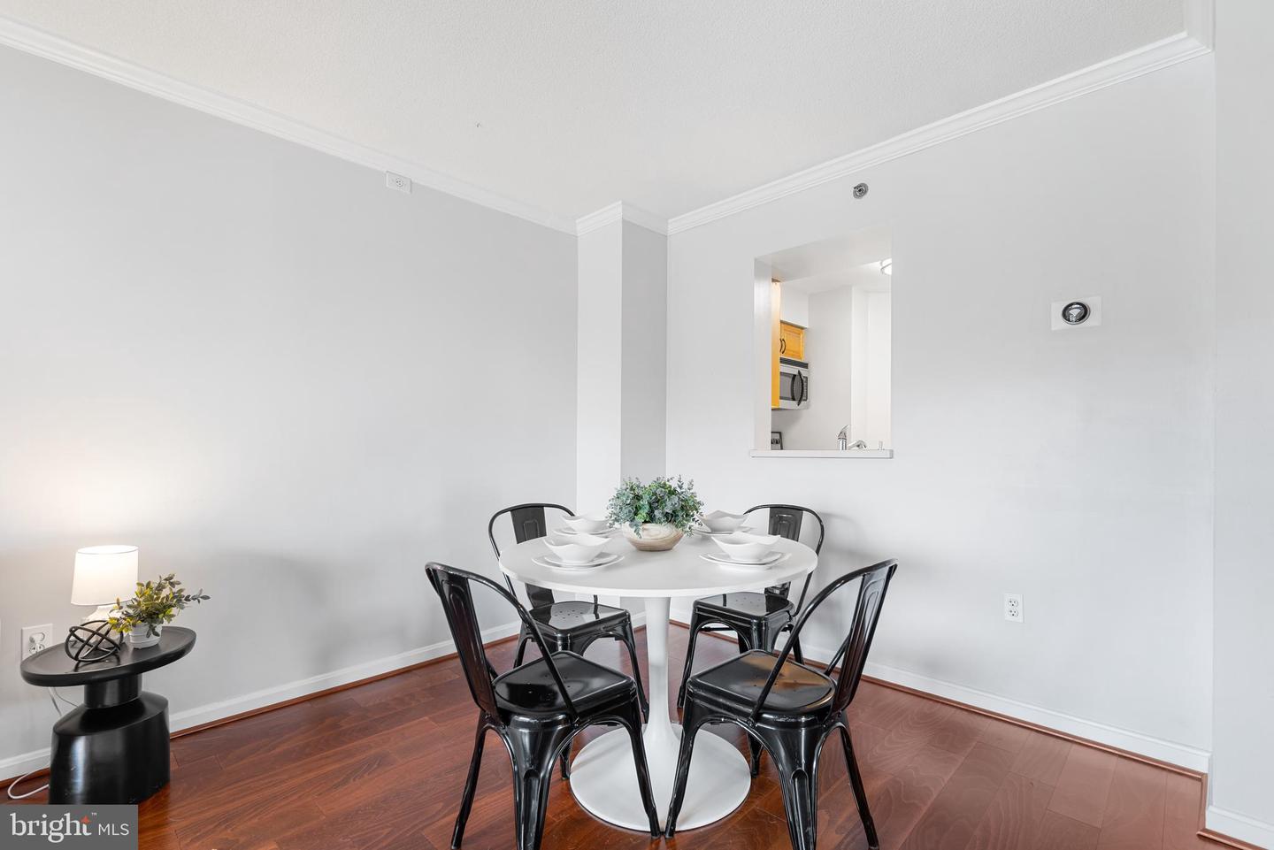 545 E Braddock Rd E #302
