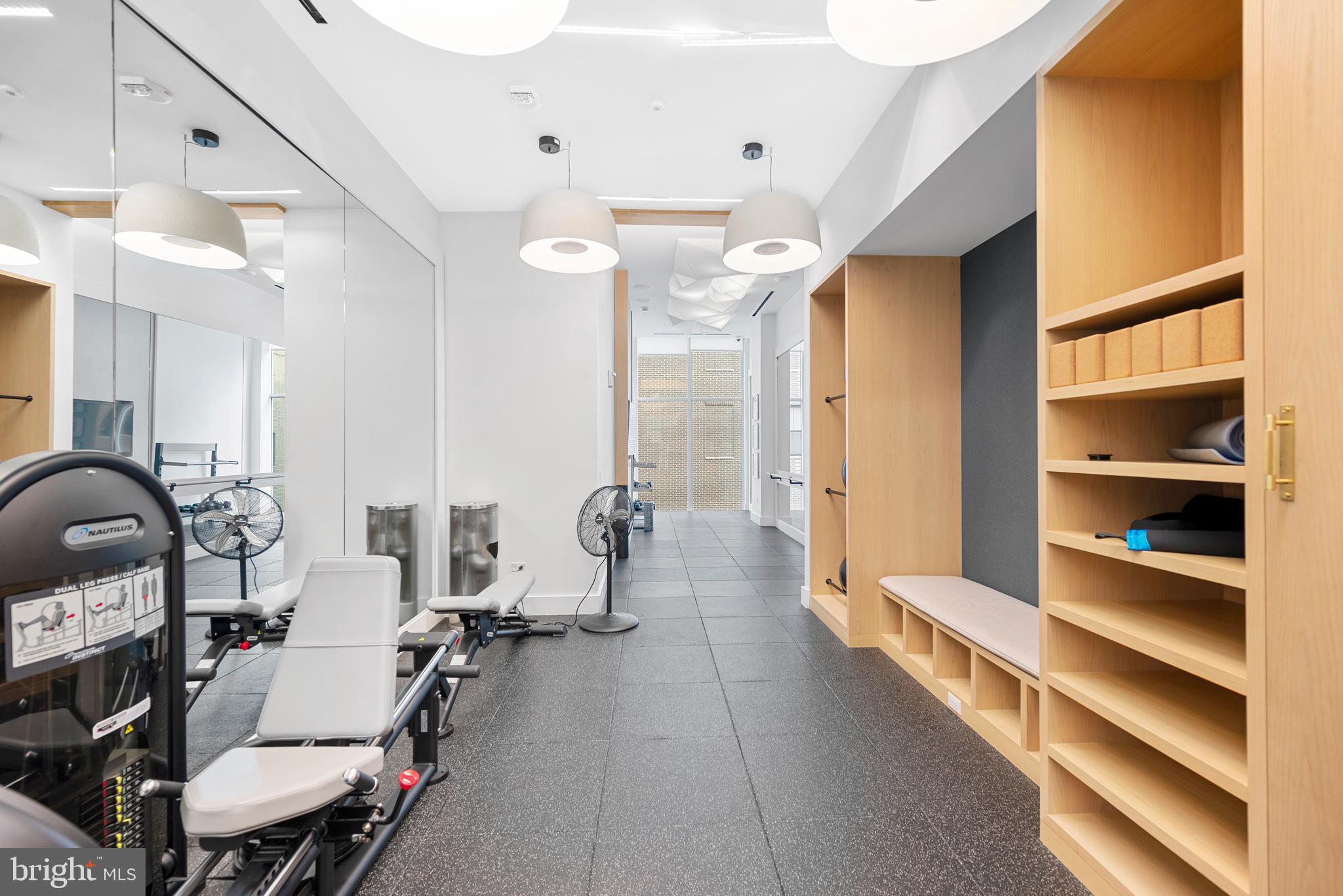 925 N Fairfax Street #1203