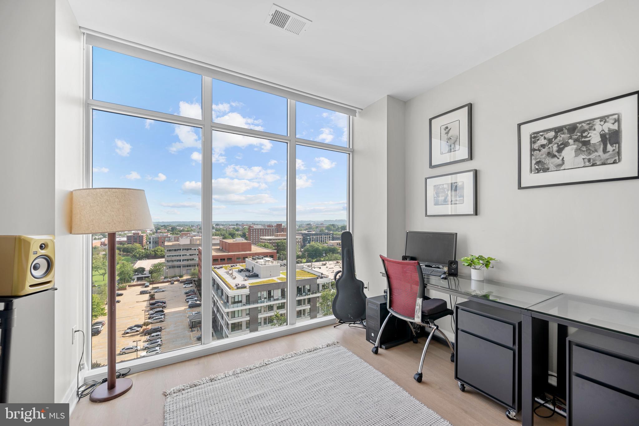 925 N Fairfax Street #1203