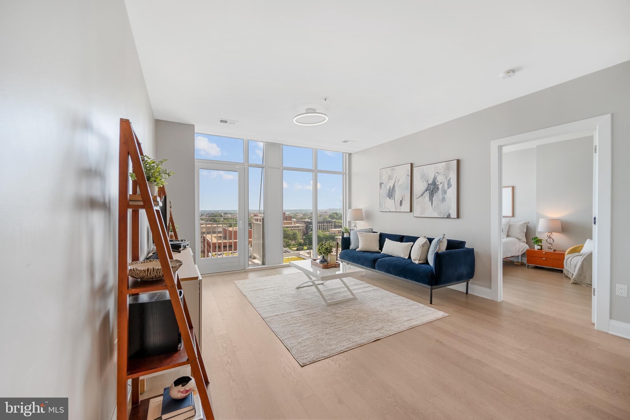 925 N Fairfax Street #1203