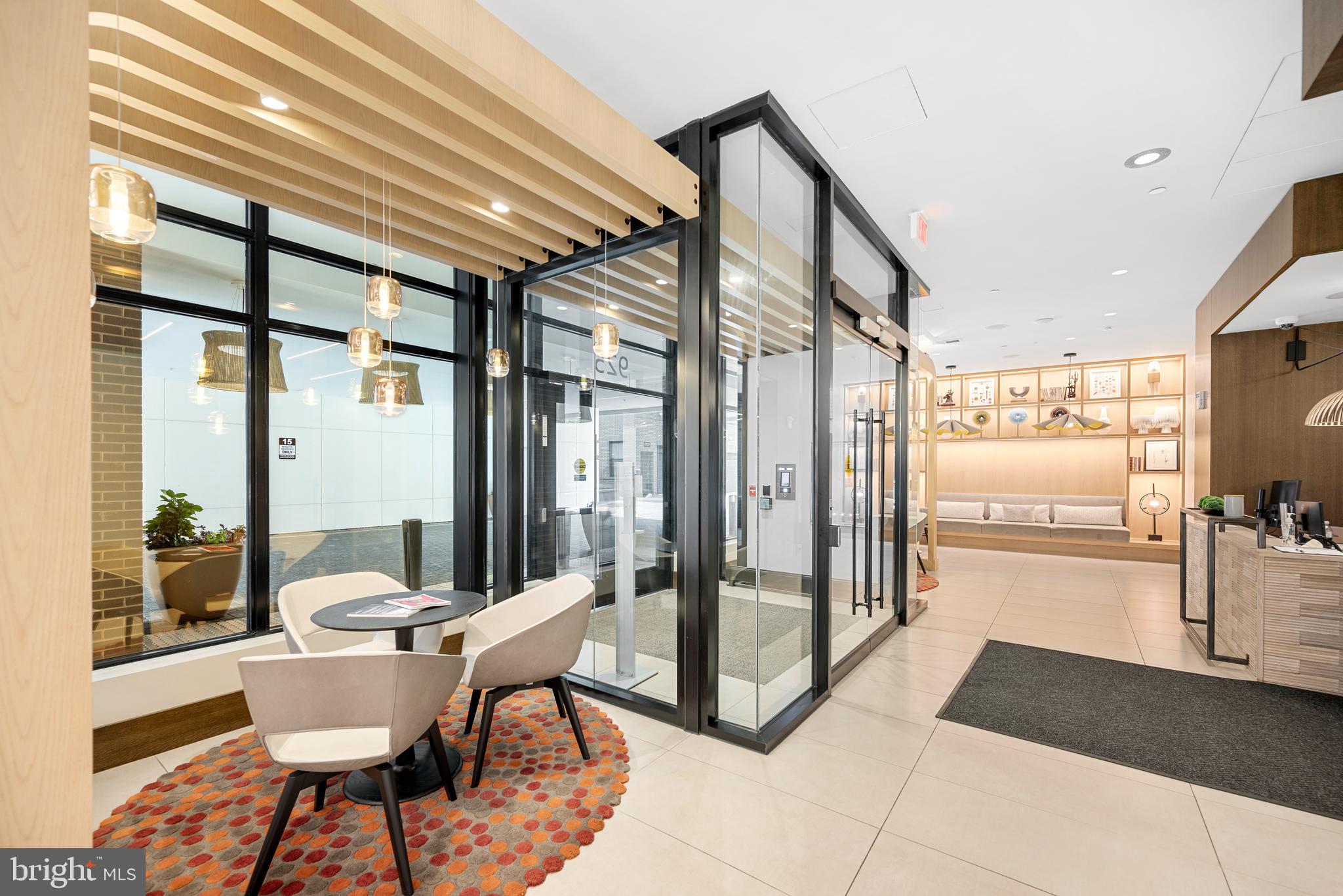 925 N Fairfax Street #1203