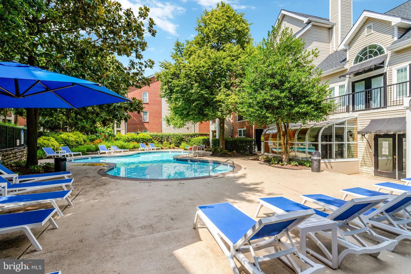3307 WYNDHAM CIR #2157