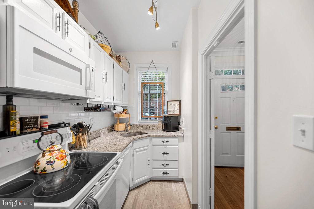 217 ORONOCO ST