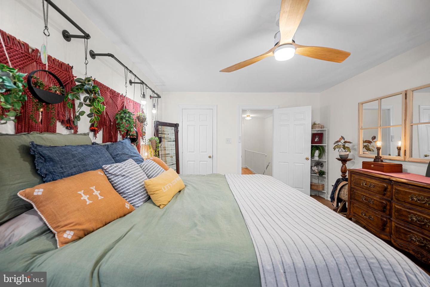 217 ORONOCO ST