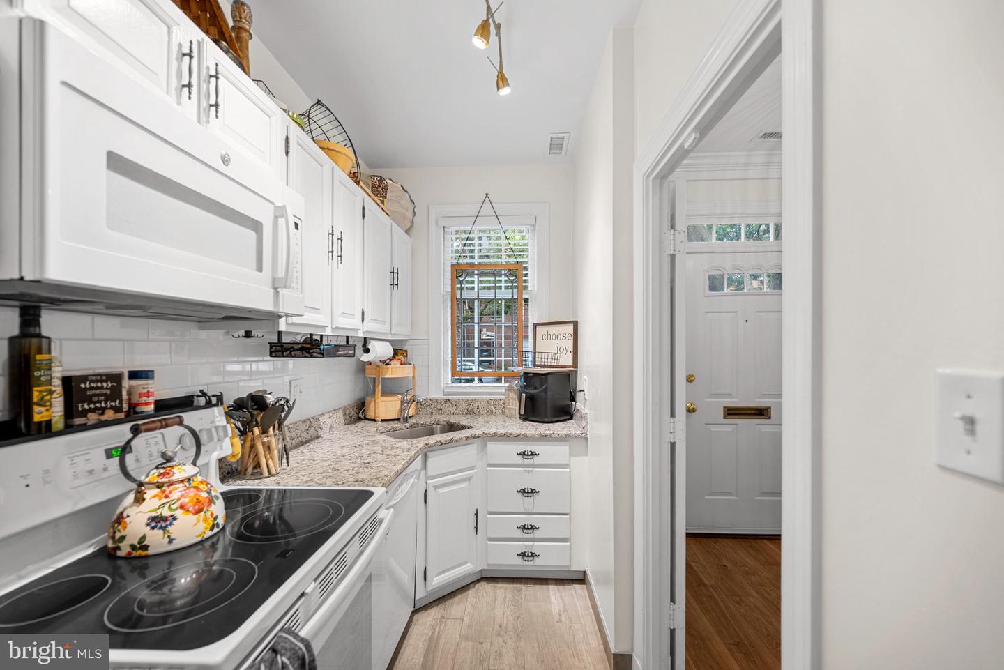 217 ORONOCO ST