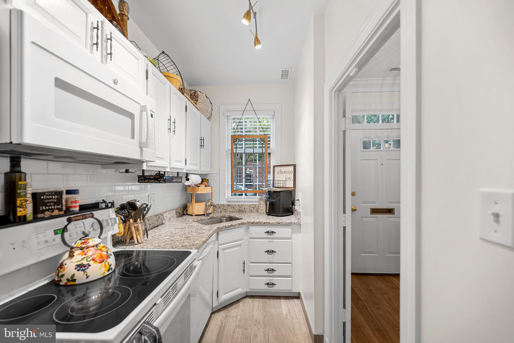 217 ORONOCO ST