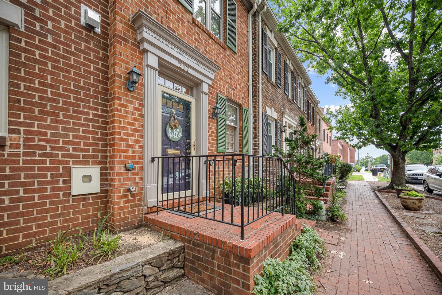 217 ORONOCO ST