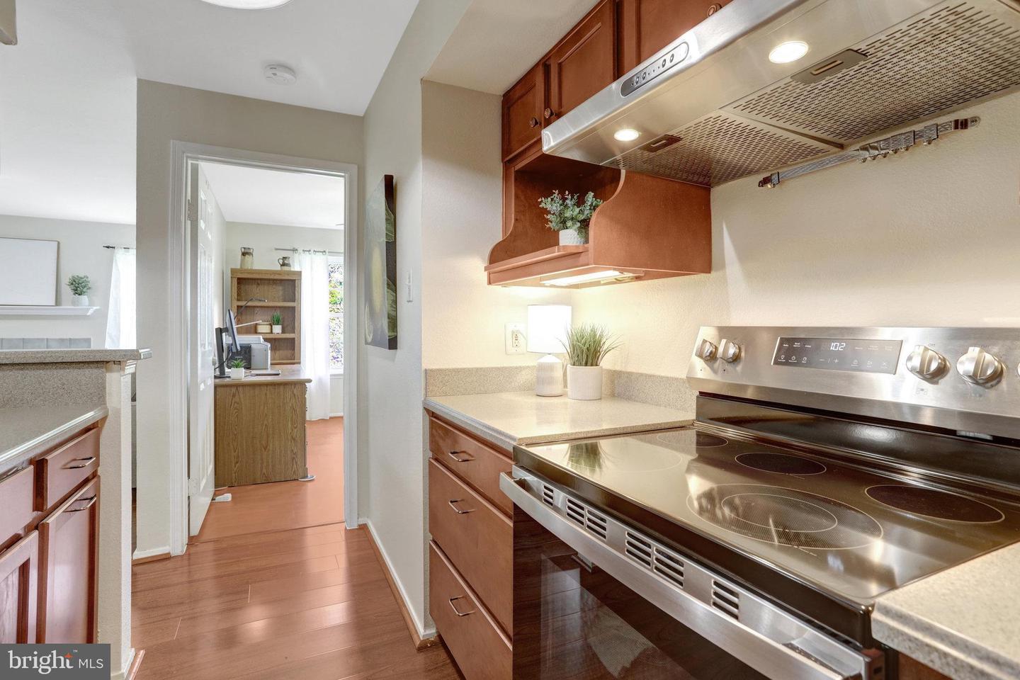 3315 Wyndham Cir #2235