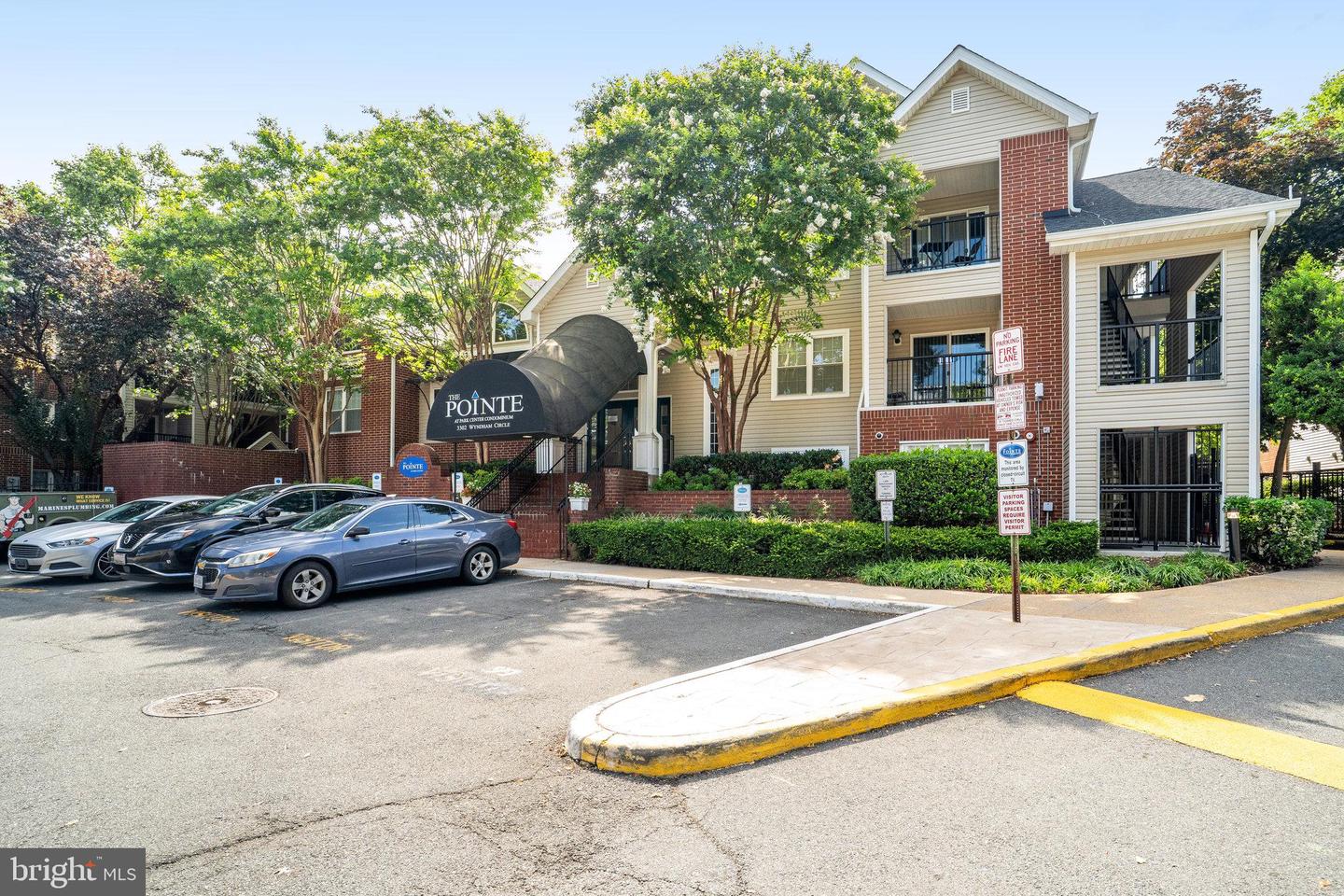3315 Wyndham Cir #2235
