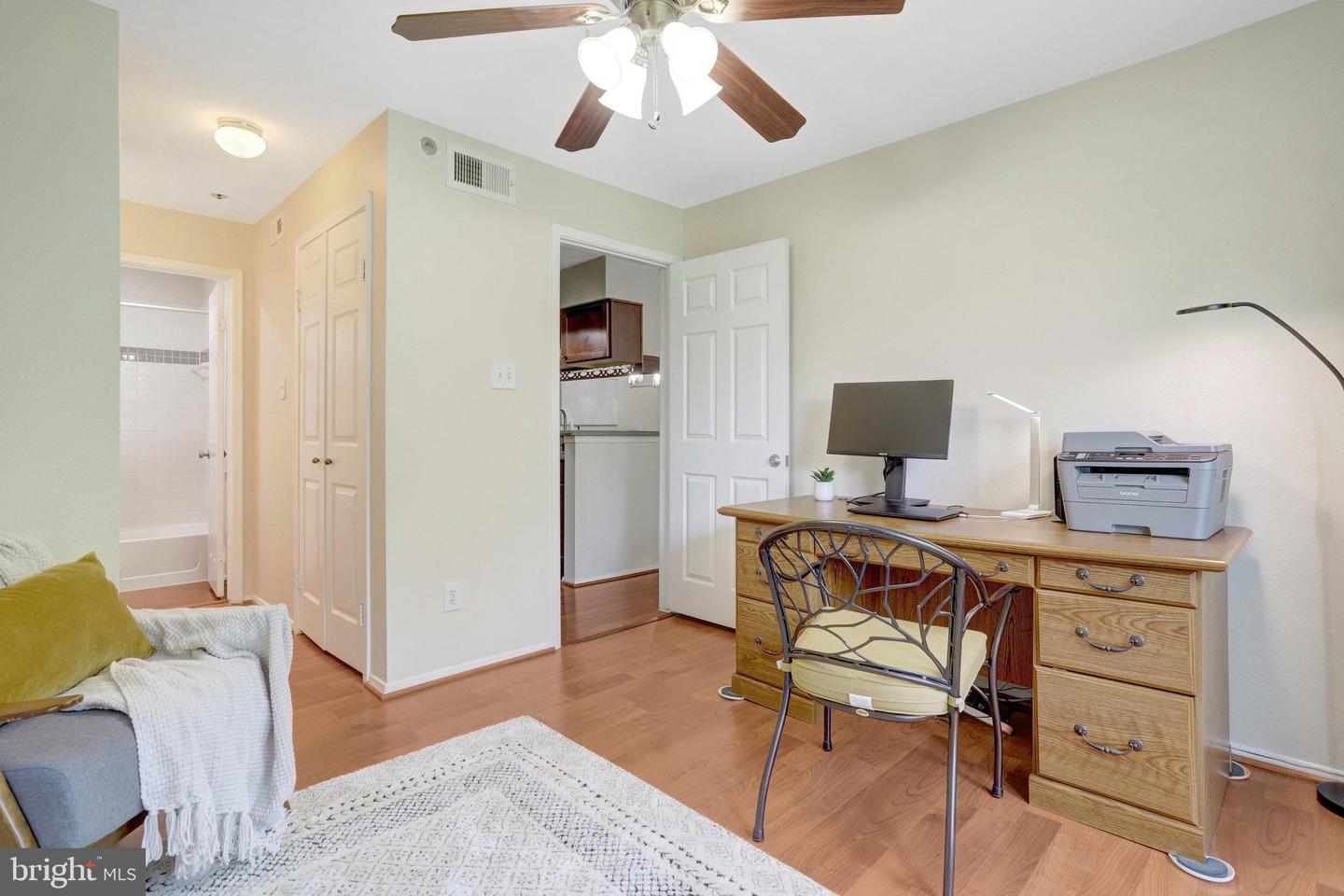 3315 Wyndham Cir #2235