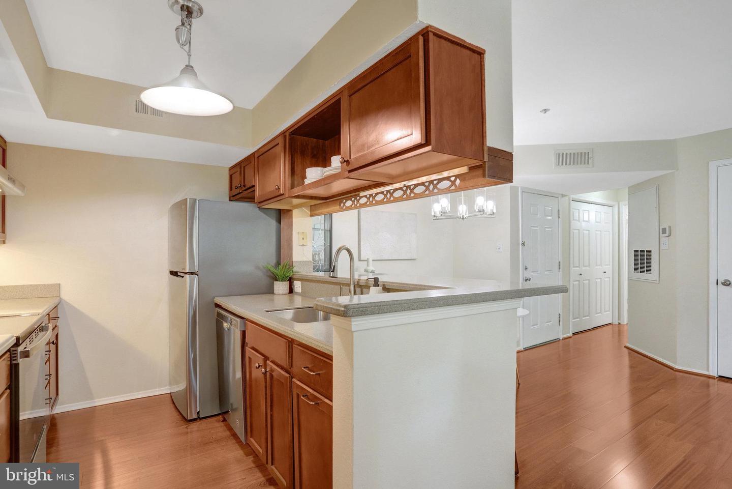 3315 Wyndham Cir #2235
