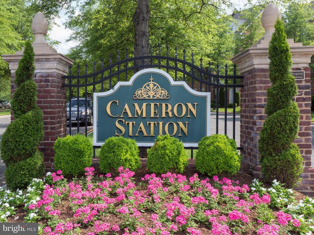 385 CAMERON STATION BOULEVARD