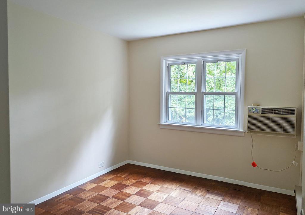 1602 RIPON PLACE