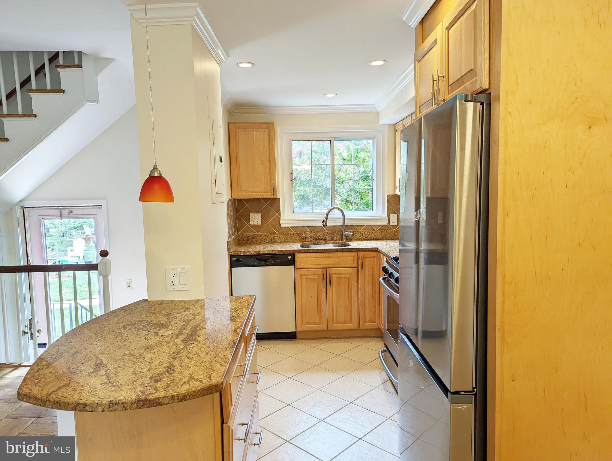 1602 RIPON PLACE