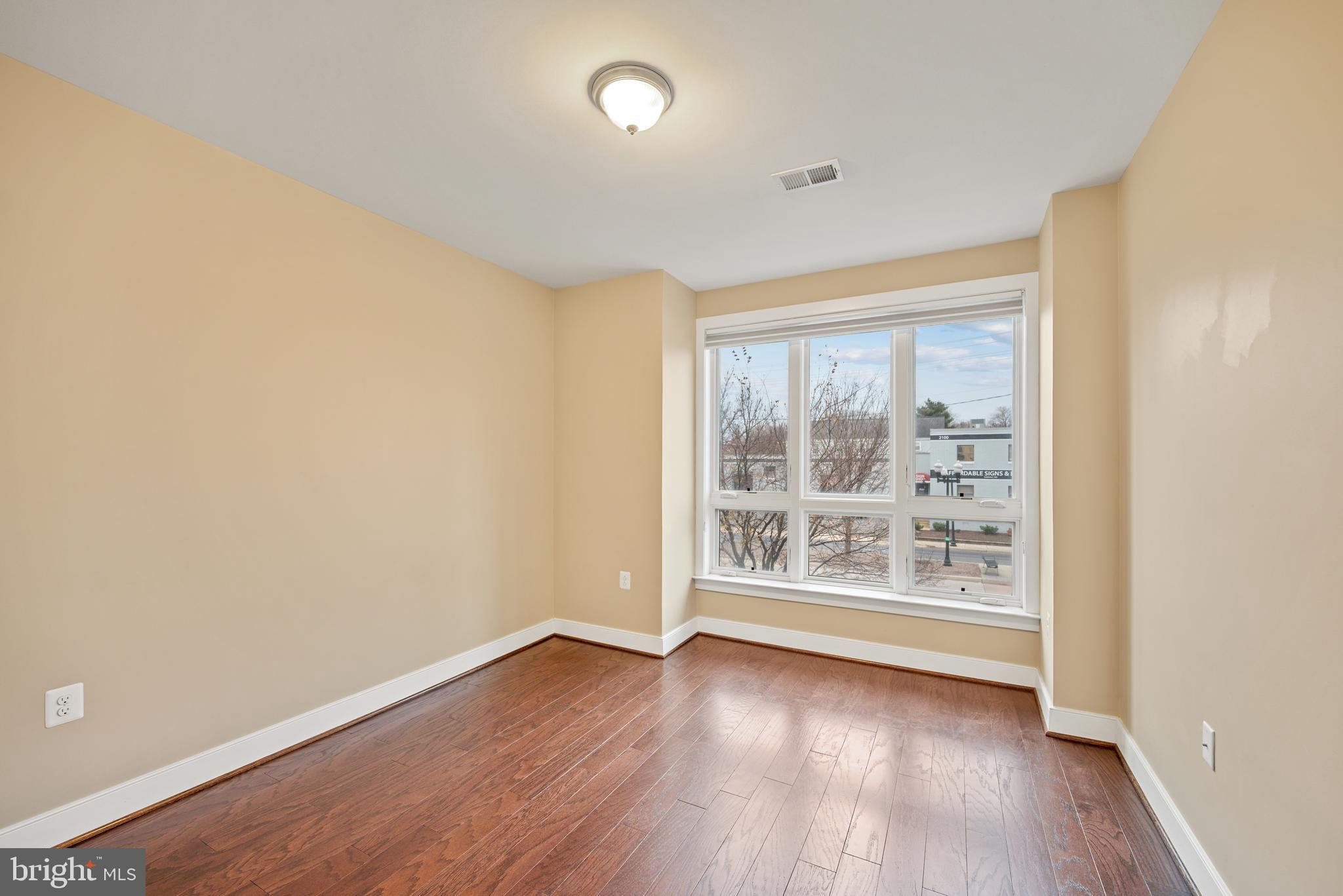 2111 RICHMOND HIGHWAY 101