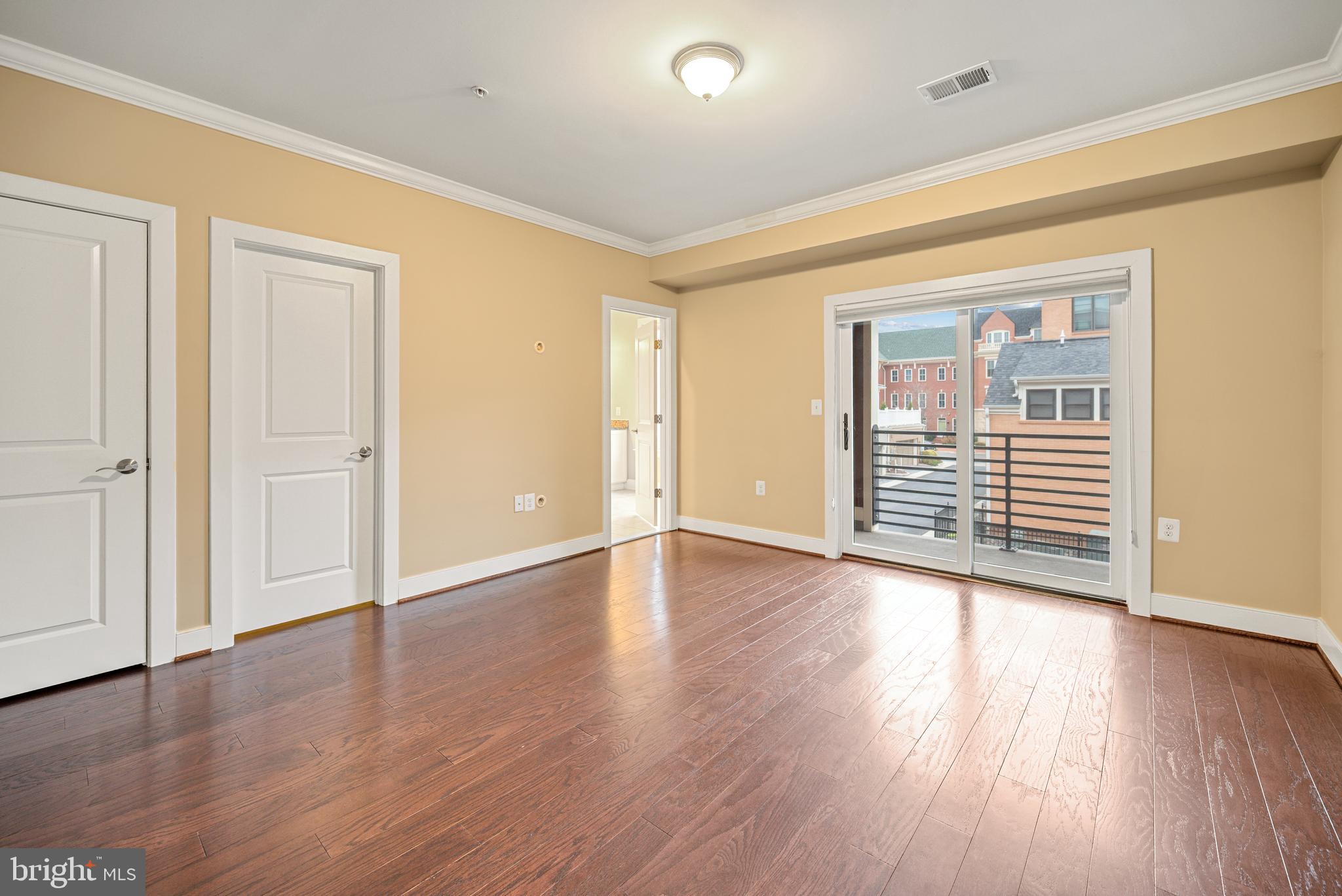 2111 RICHMOND HIGHWAY 101