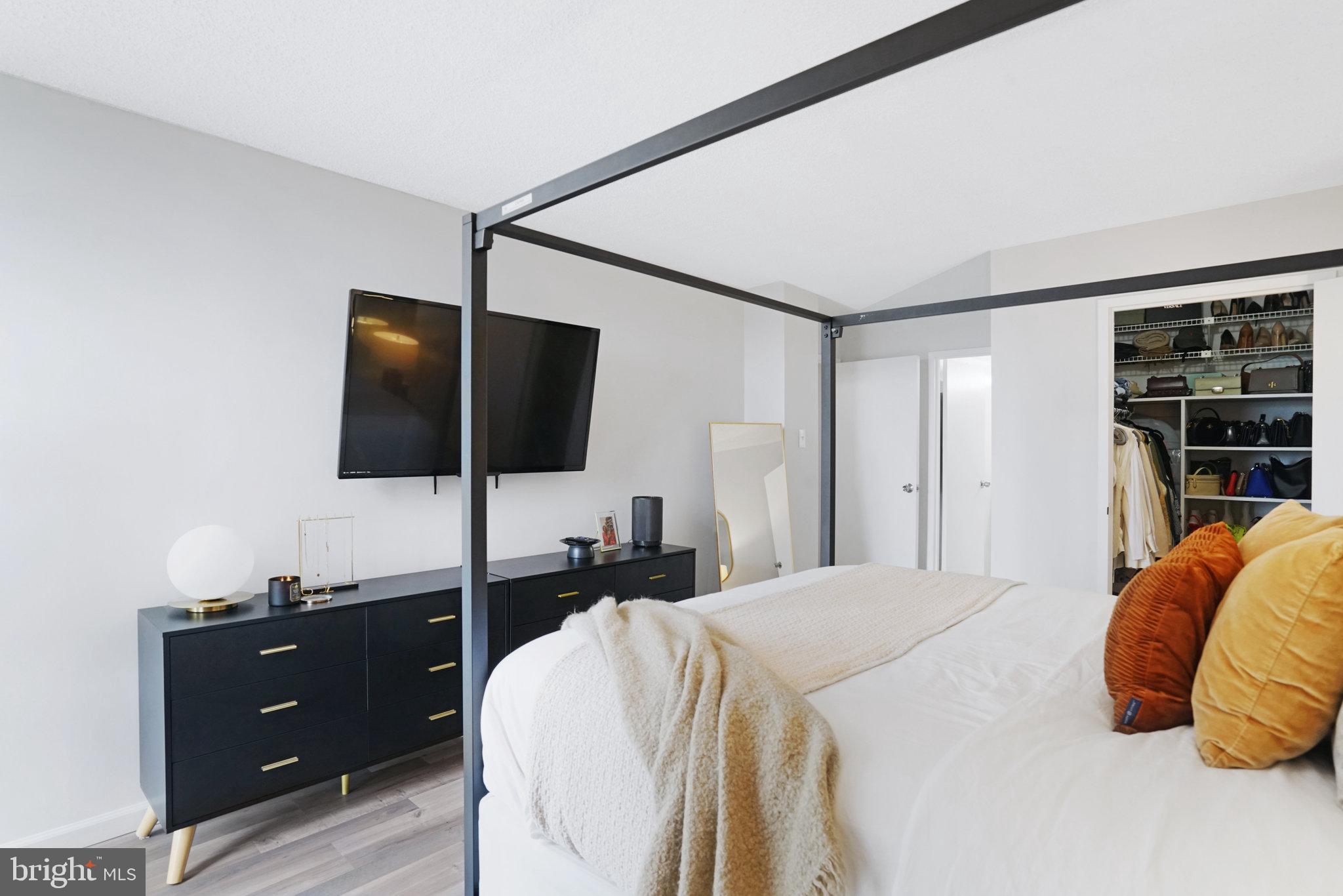 5300 HOLMES RUN PARKWAY 1413