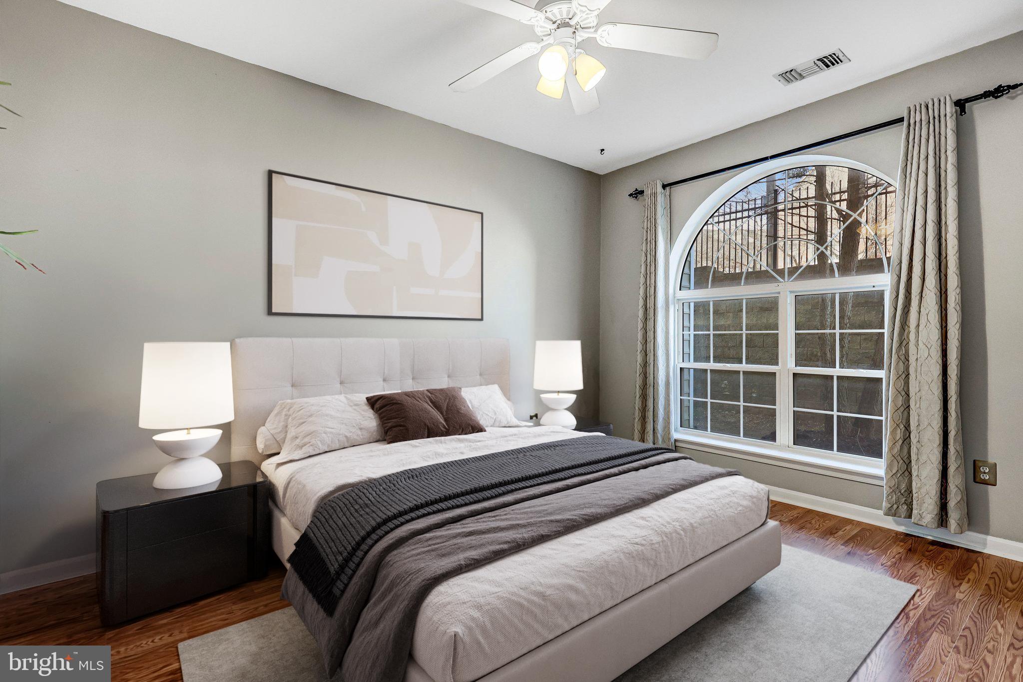 4560 STRUTFIELD LANE 1110