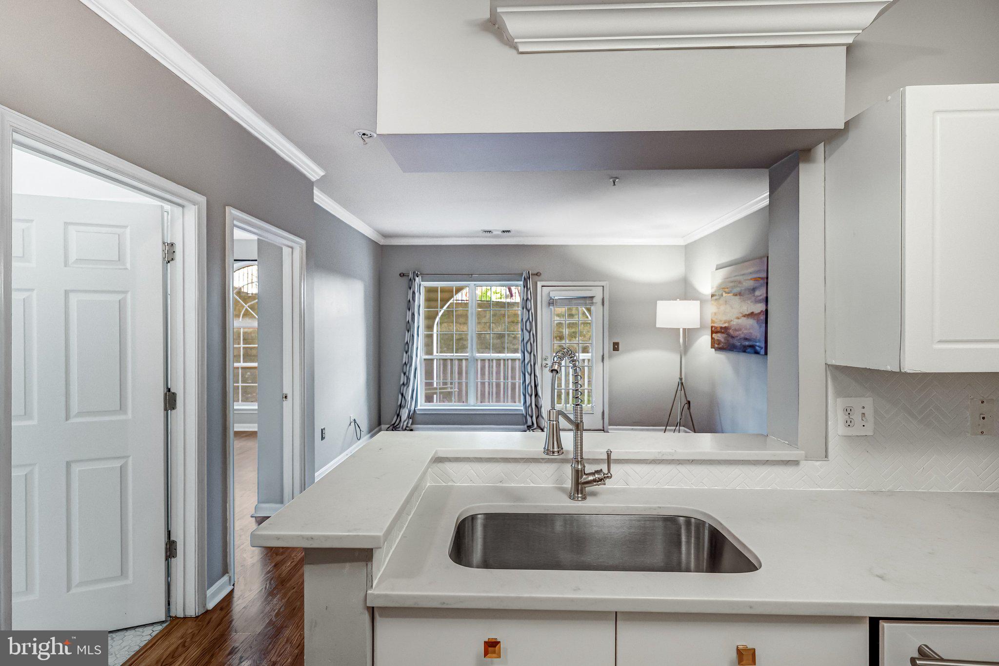 4560 STRUTFIELD LANE 1110