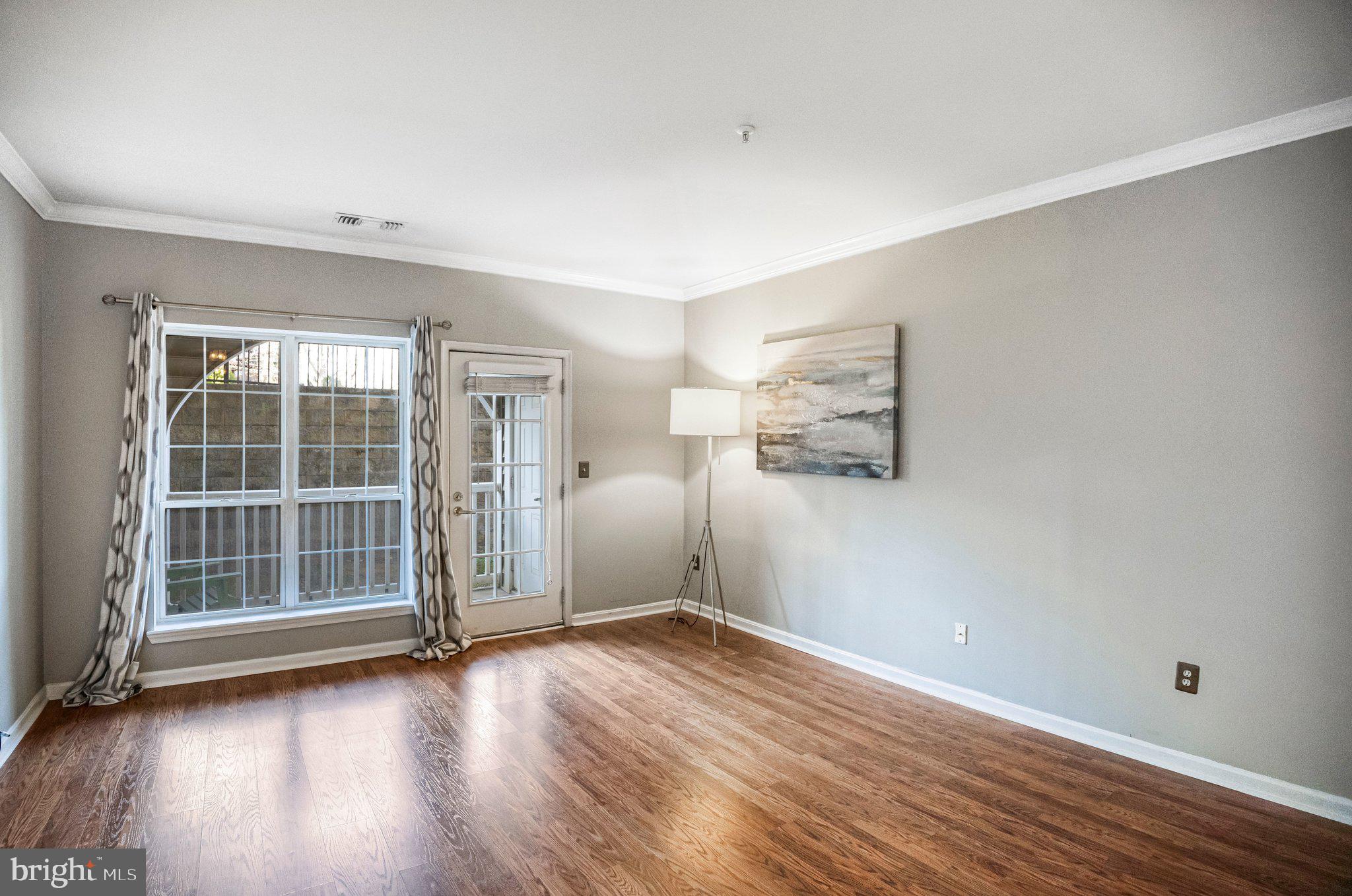 4560 STRUTFIELD LANE 1110