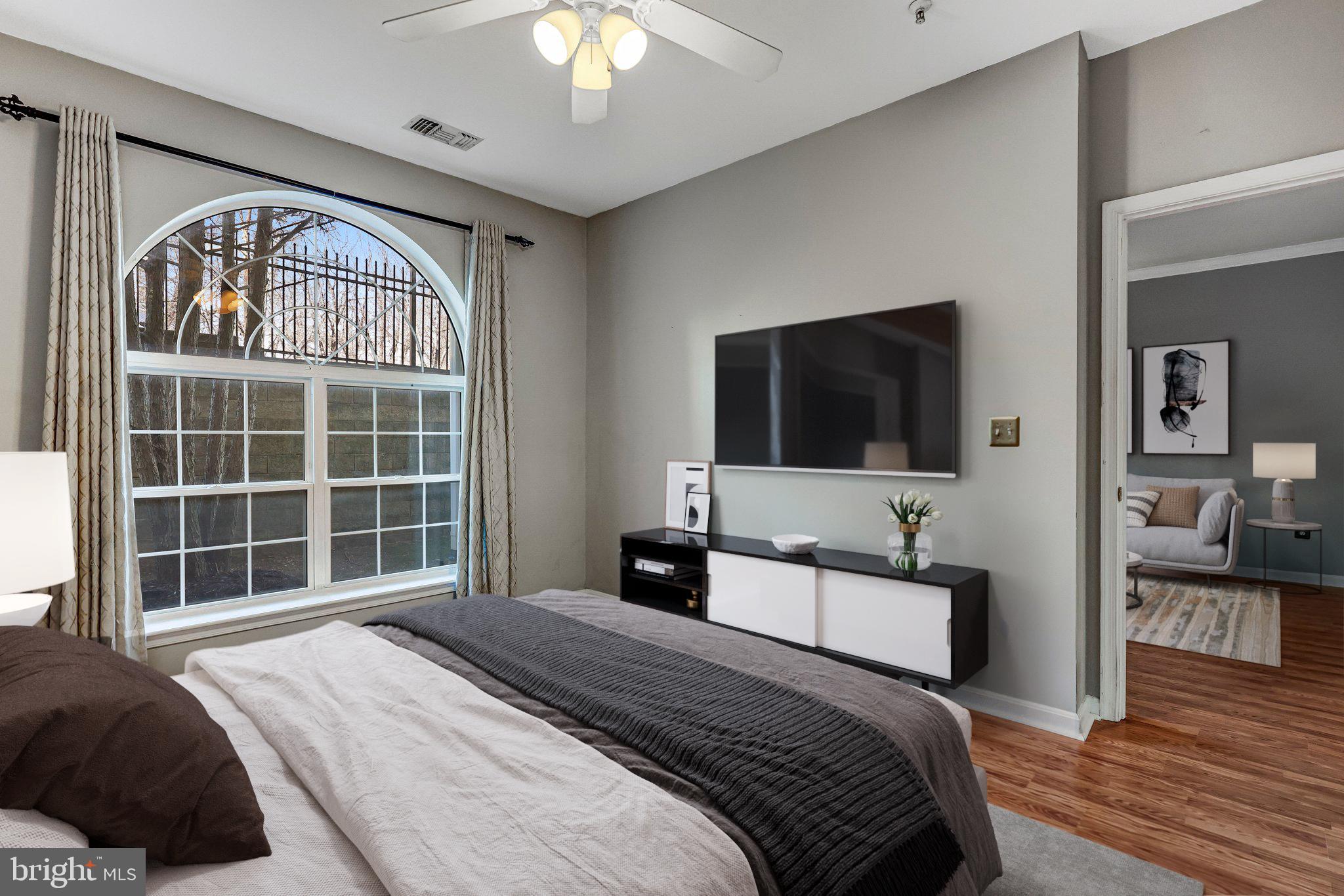 4560 STRUTFIELD LANE 1110