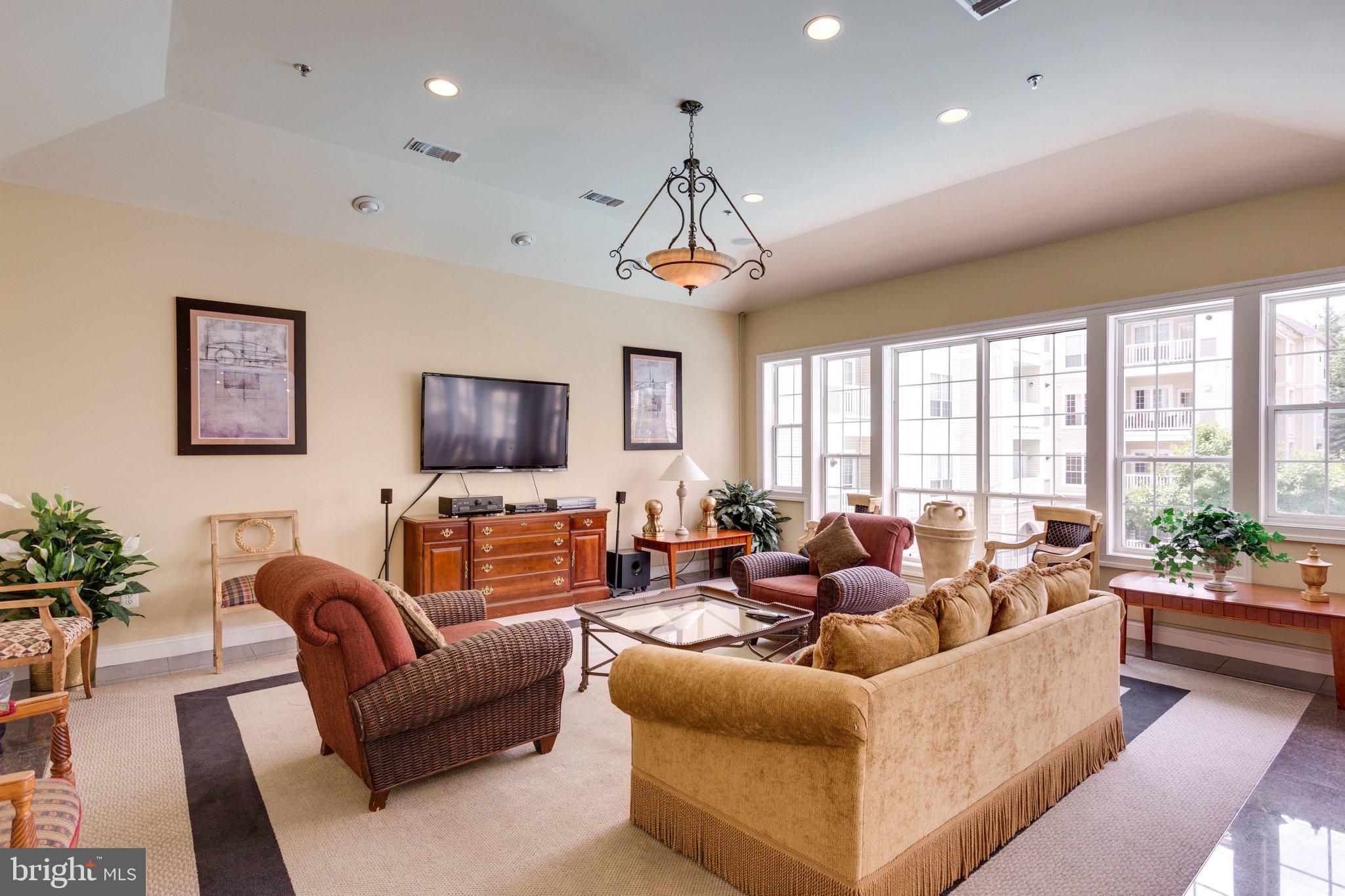 4560 STRUTFIELD LANE 1110