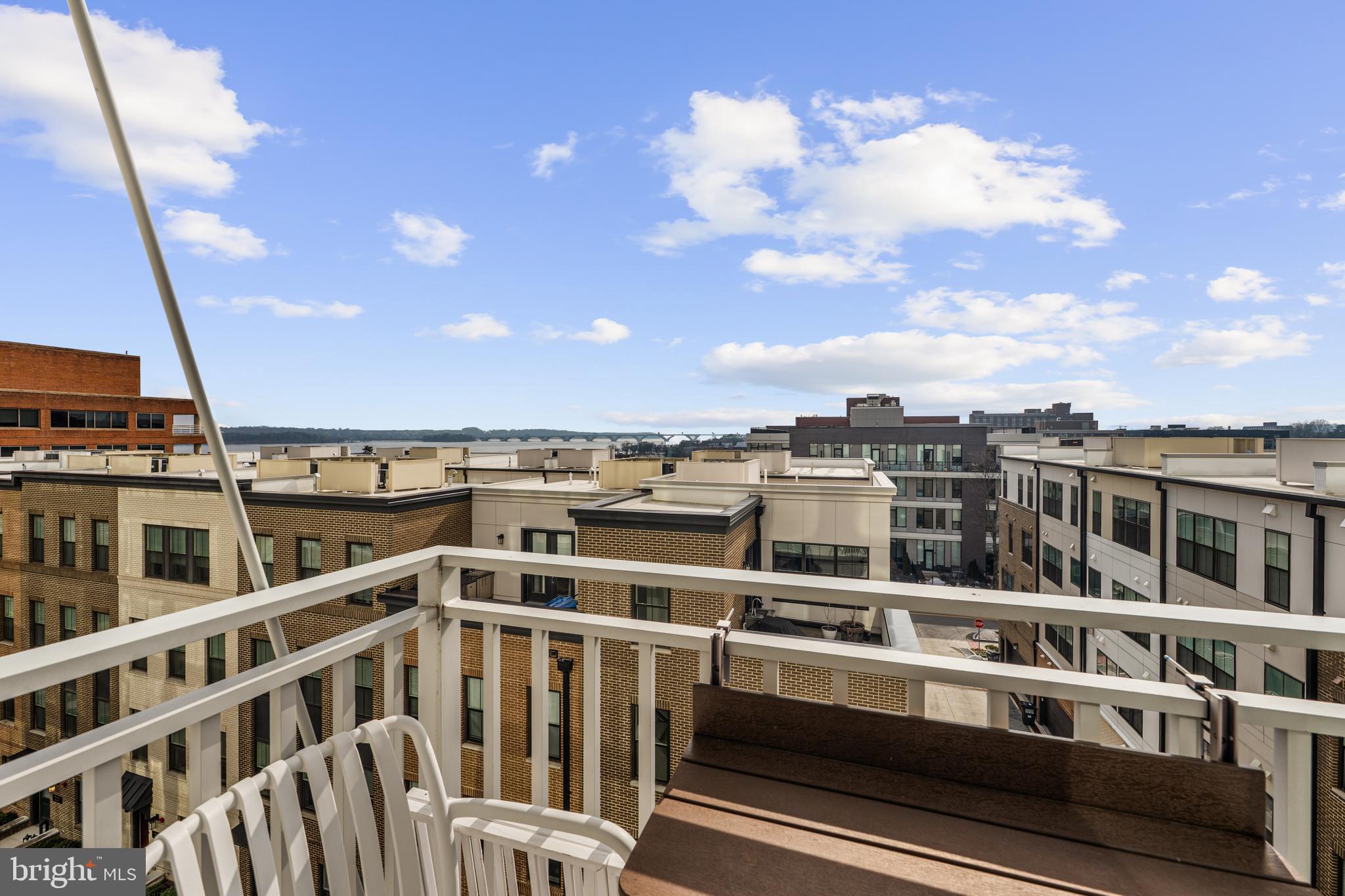 925 N FAIRFAX STREET 507