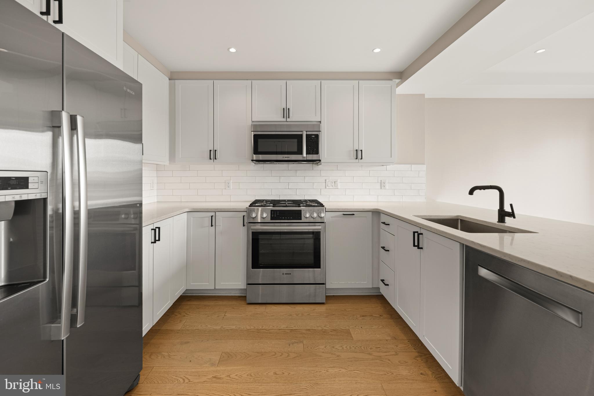 925 N FAIRFAX STREET 507