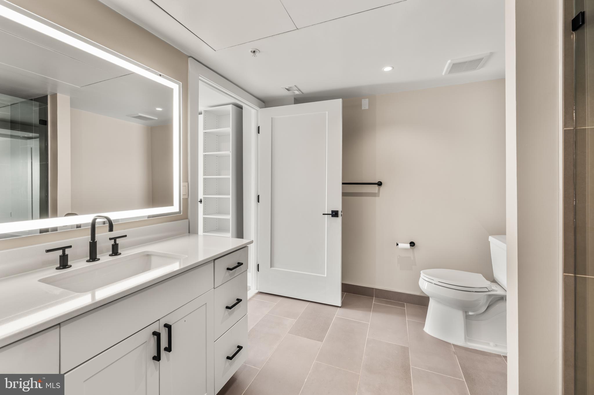 925 N FAIRFAX STREET 507