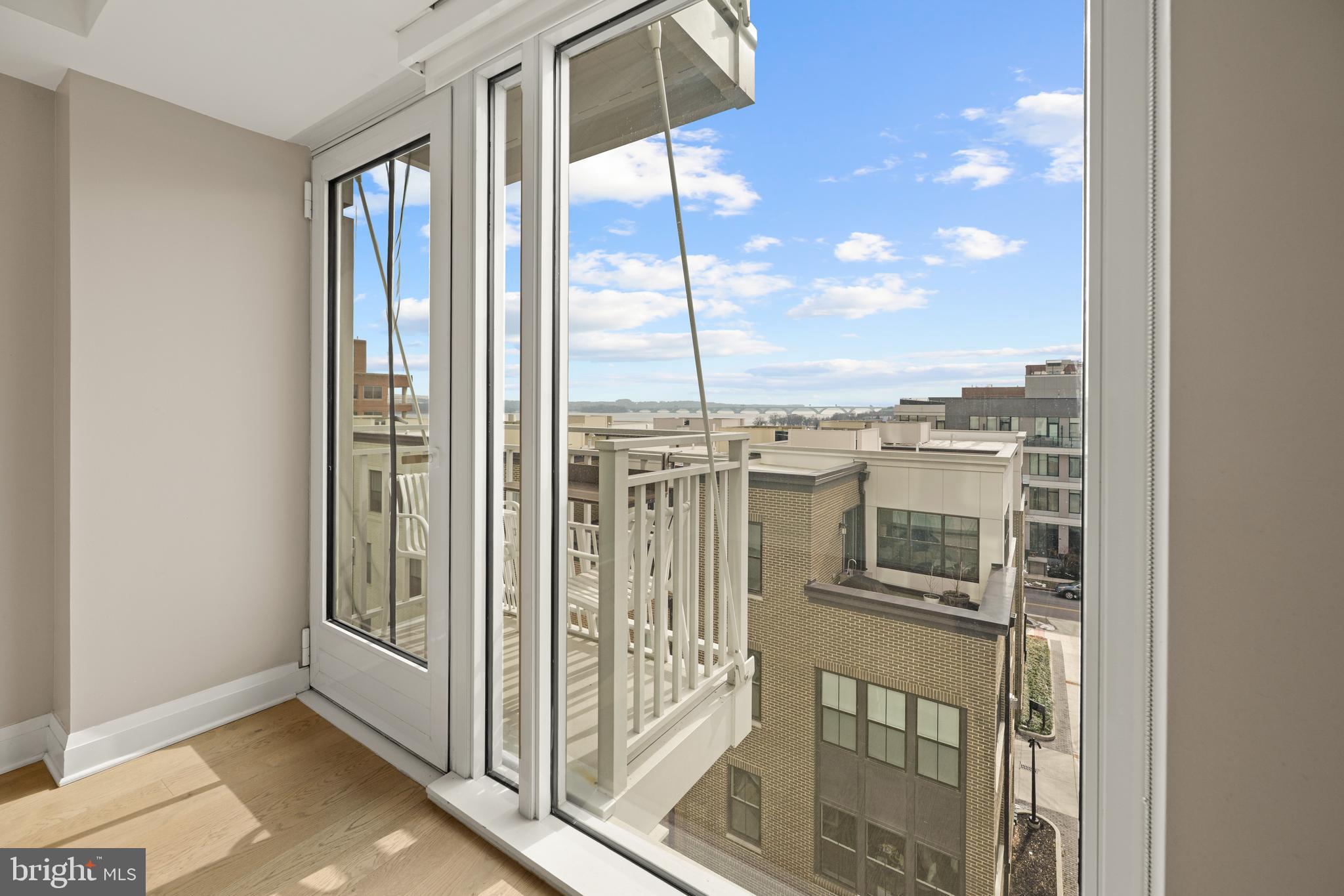 925 N FAIRFAX STREET 507