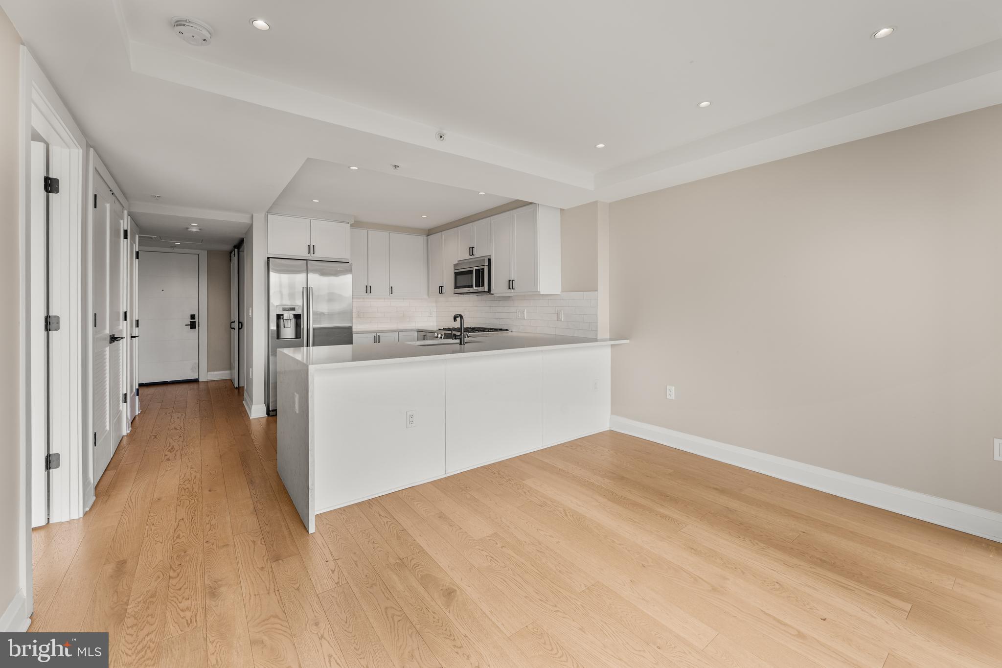 925 N FAIRFAX STREET 507