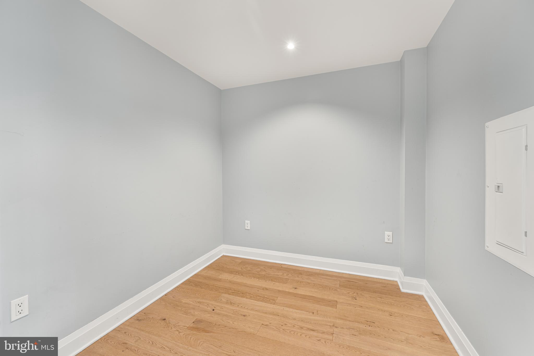 925 N FAIRFAX STREET 507