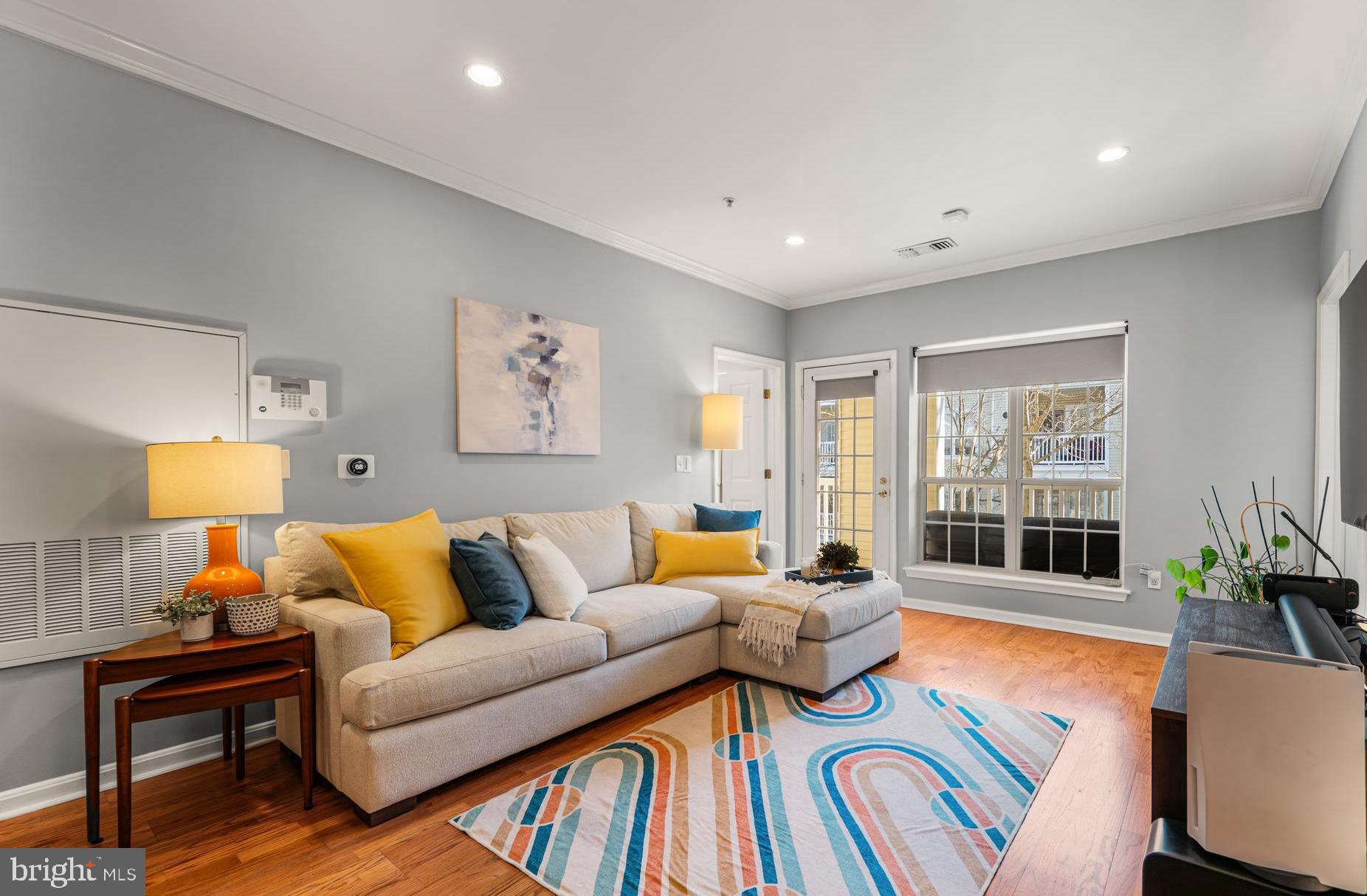 4551 STRUTFIELD LANE 4303